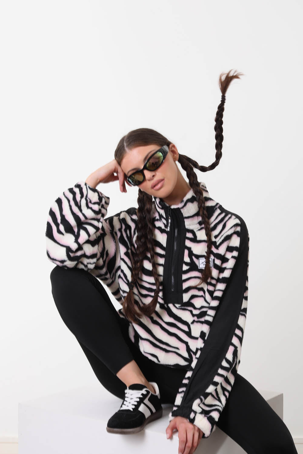 Horizon Fleece in Zebra