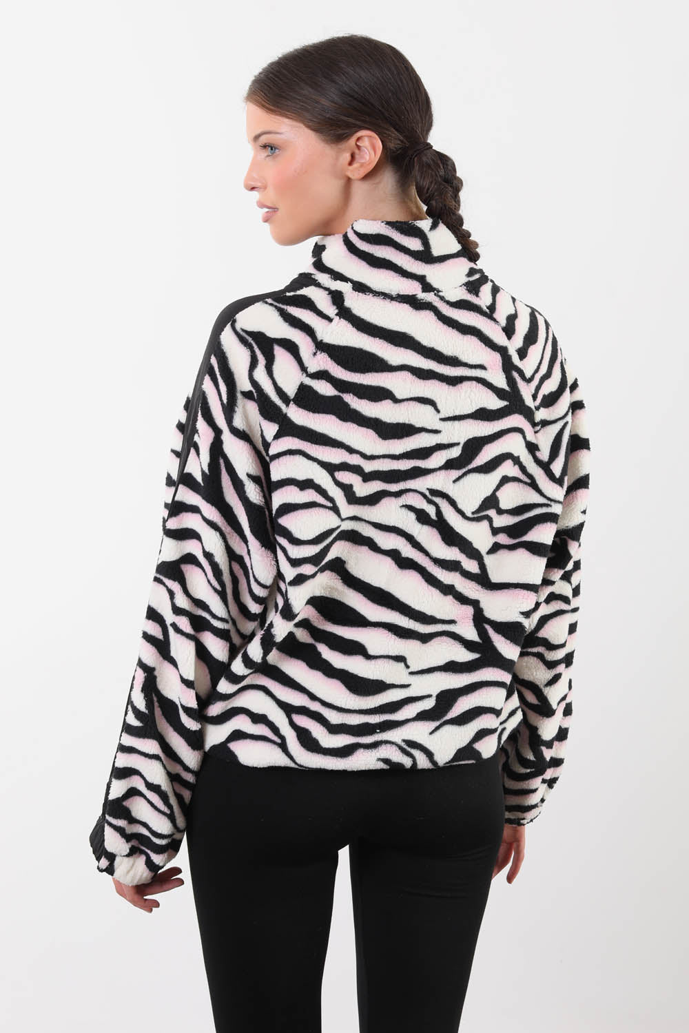 Horizon Fleece in Zebra
