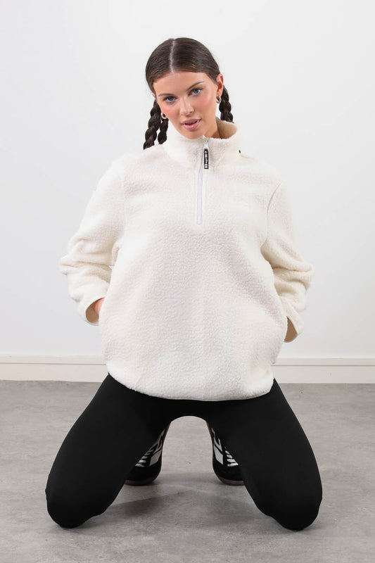 The Chroma Fleece In Ivory