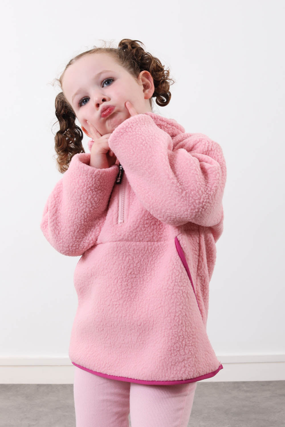 The Farrah Kid's Fleece in Baby Pink