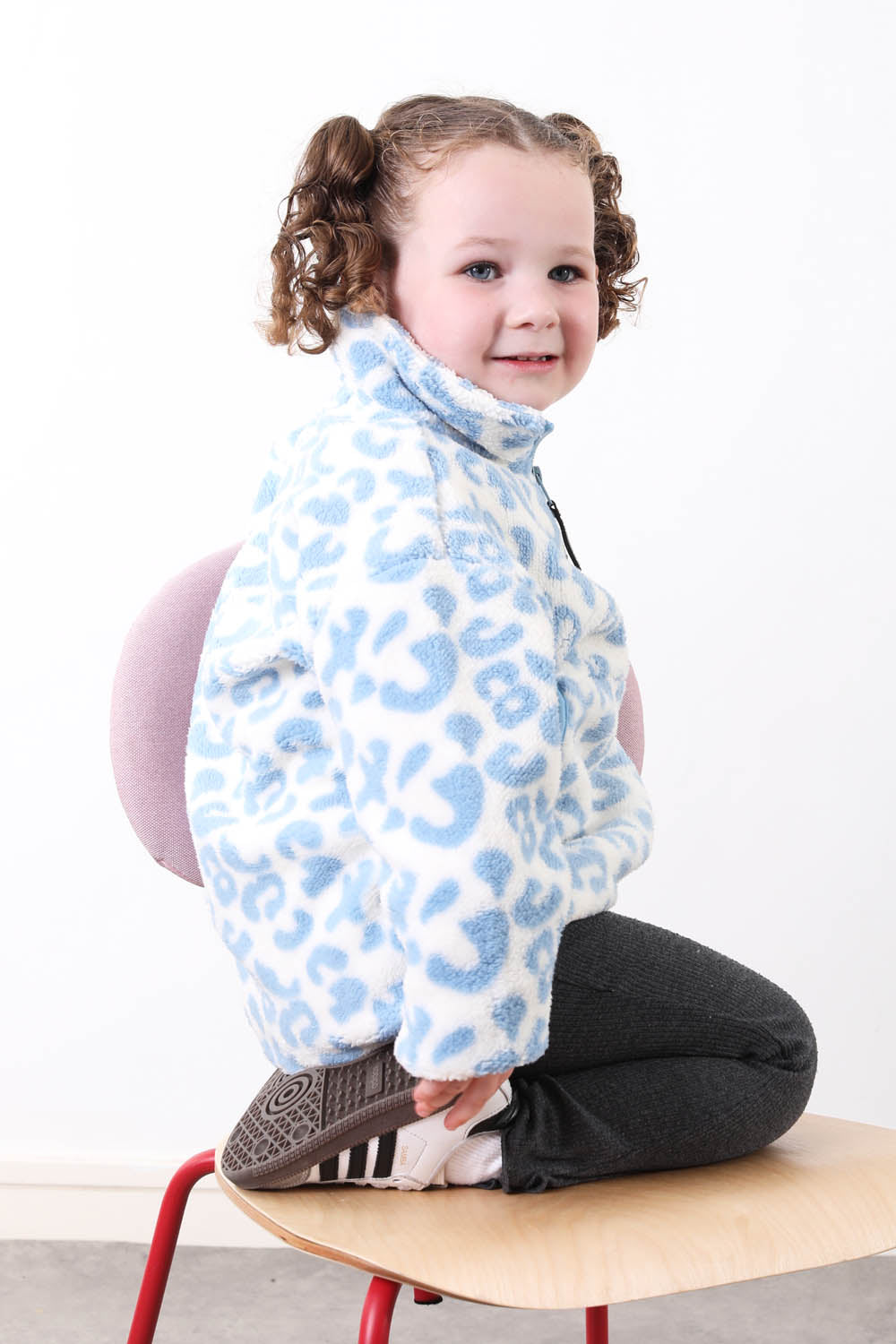 The Snuggle Kid's Fleece in Blue Leopard
