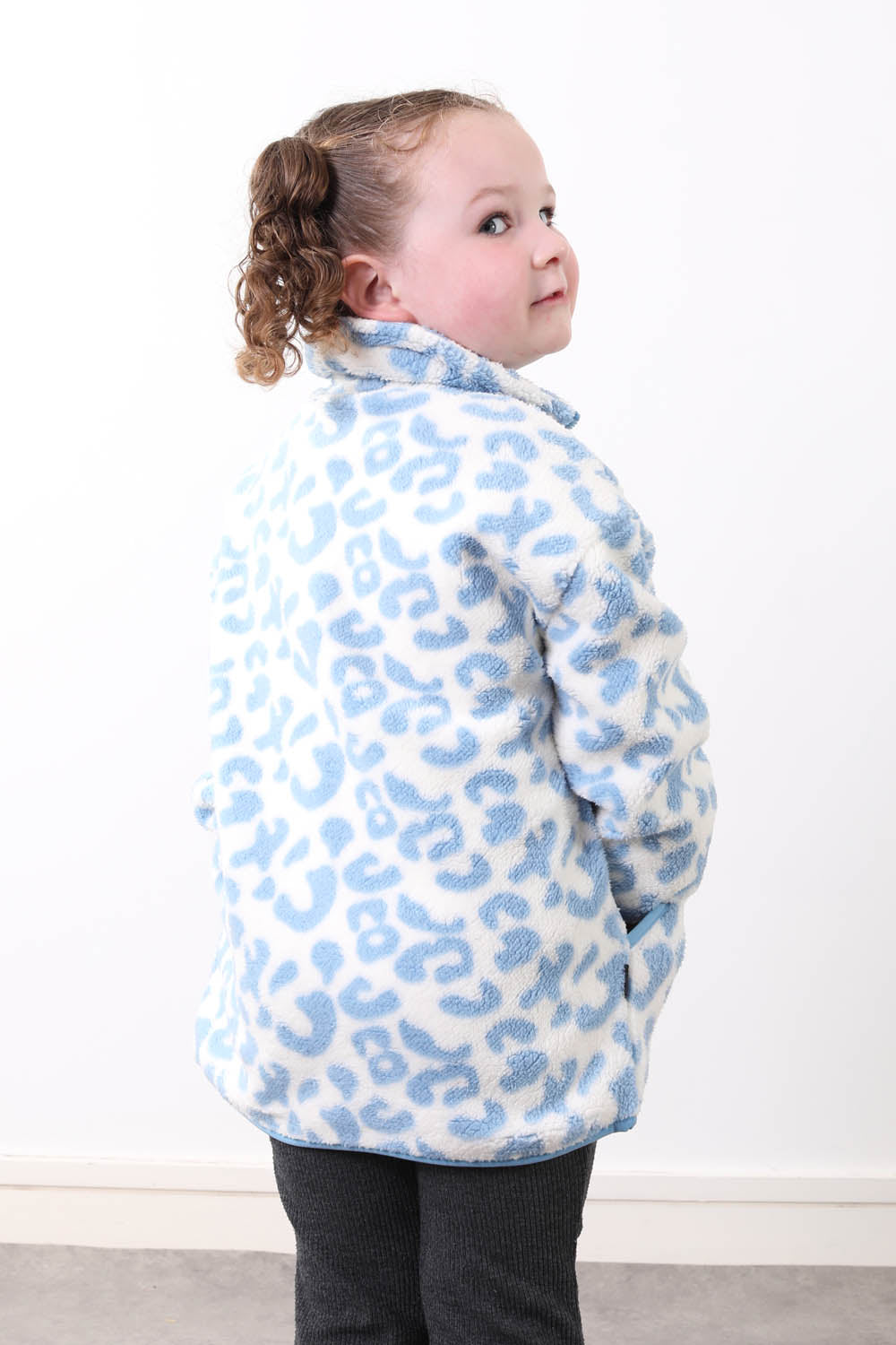 The Snuggle Kid's Fleece in Blue Leopard