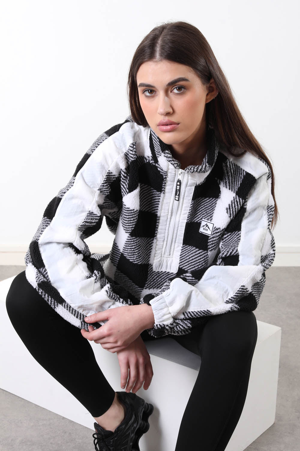 Horizon Fleece in Black Check
