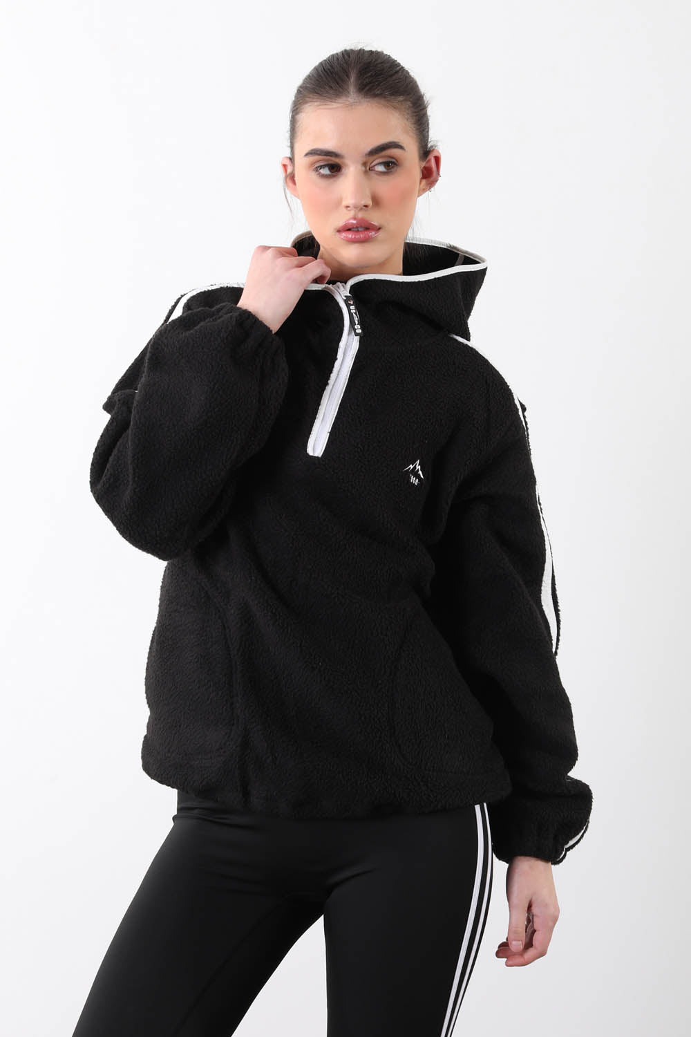 The Echo Fleece in Black
