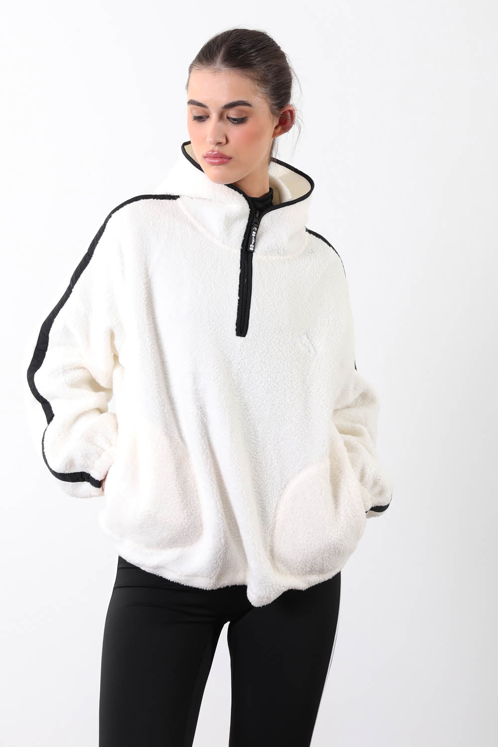 The Echo Fleece in White