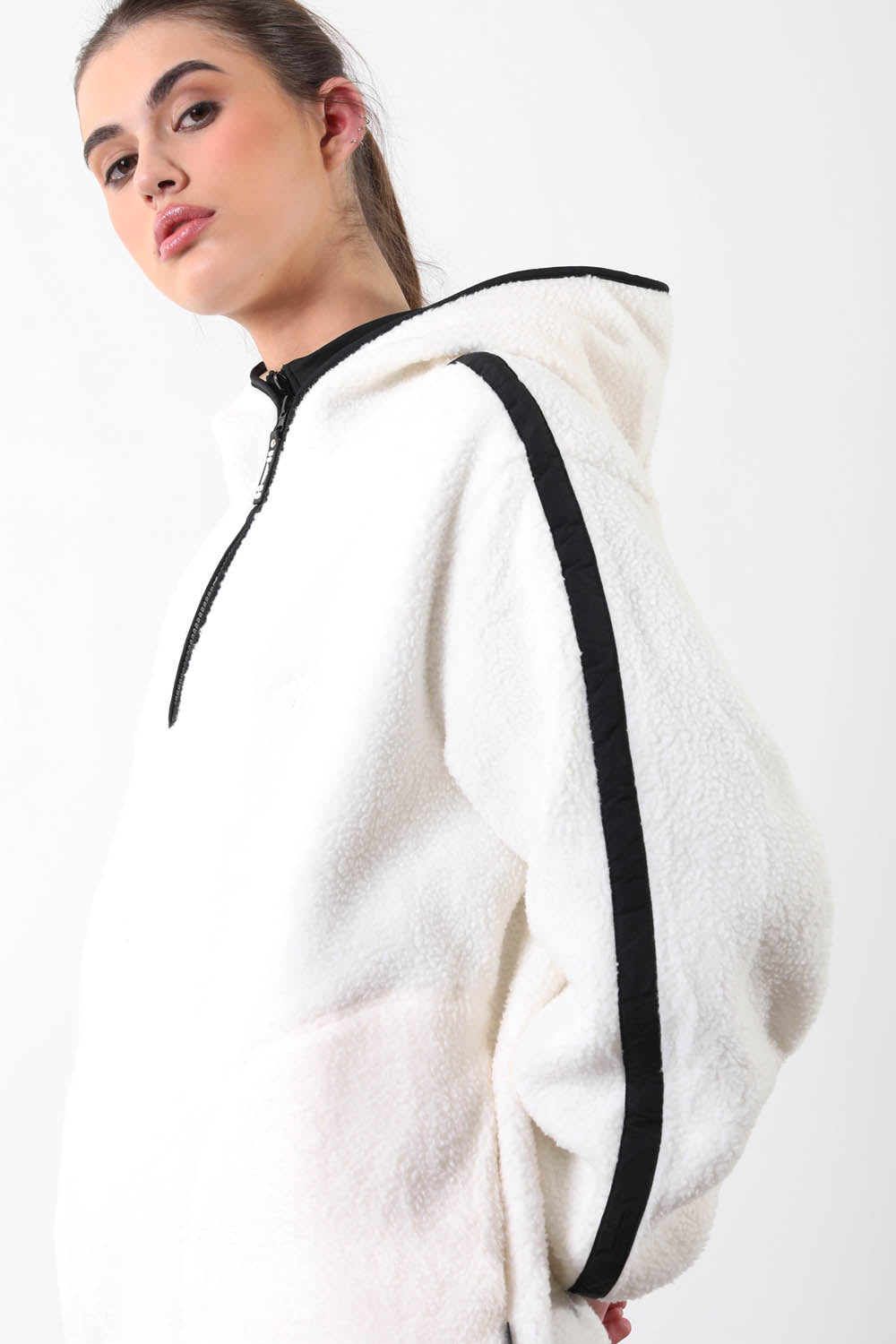 The Echo Fleece in White