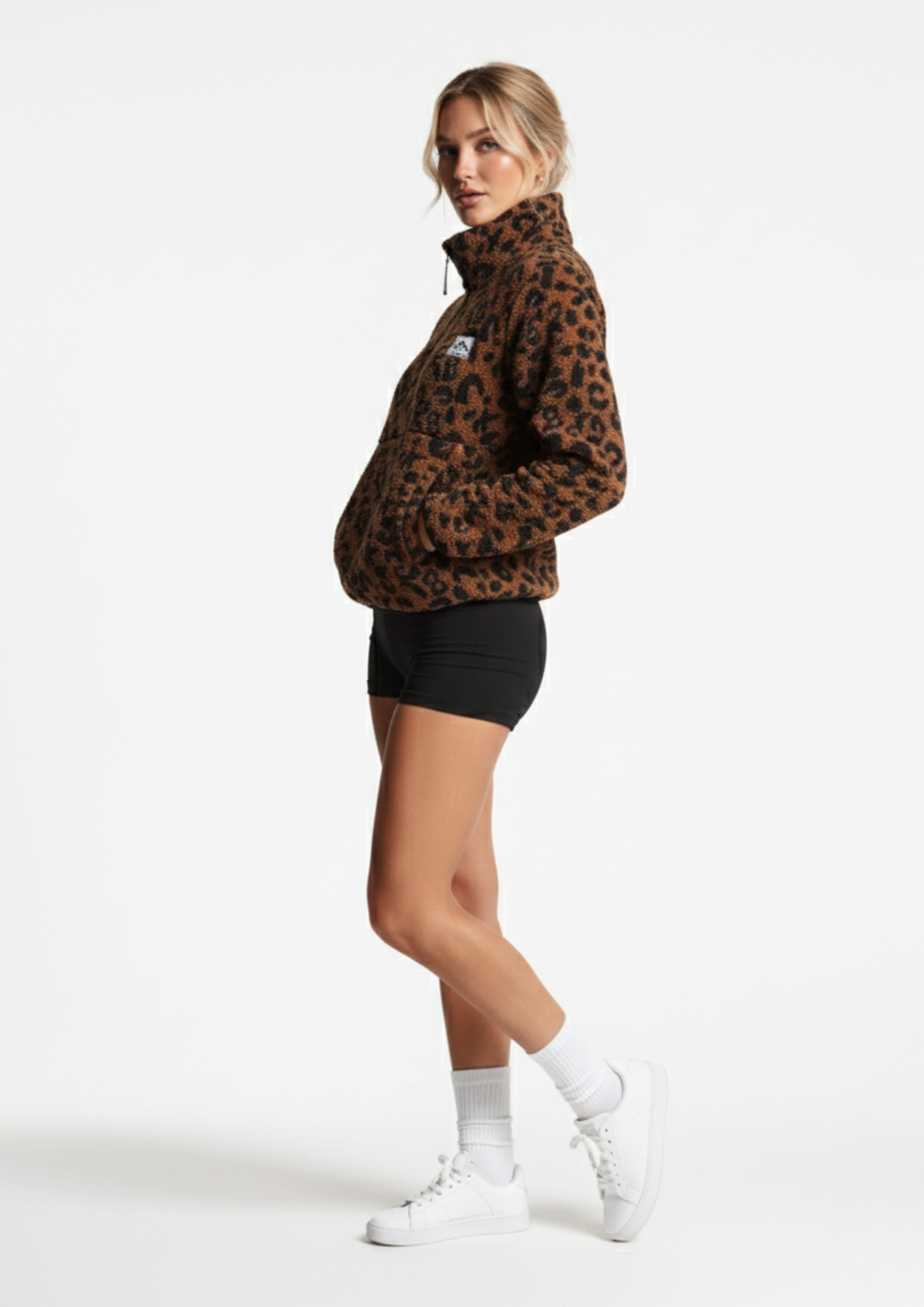 The Trek fleece in Dark Leopard