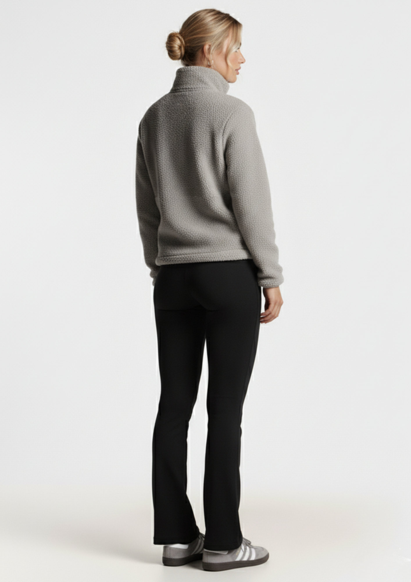 The Peak Fleece In Grey