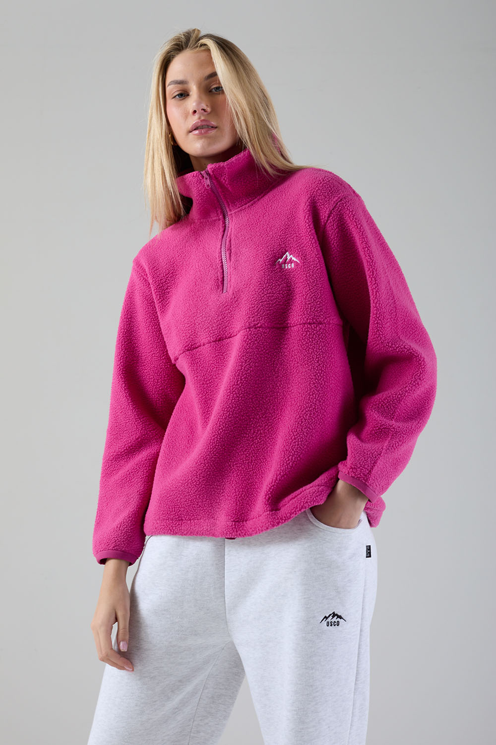 Molly Fleece In fuschia