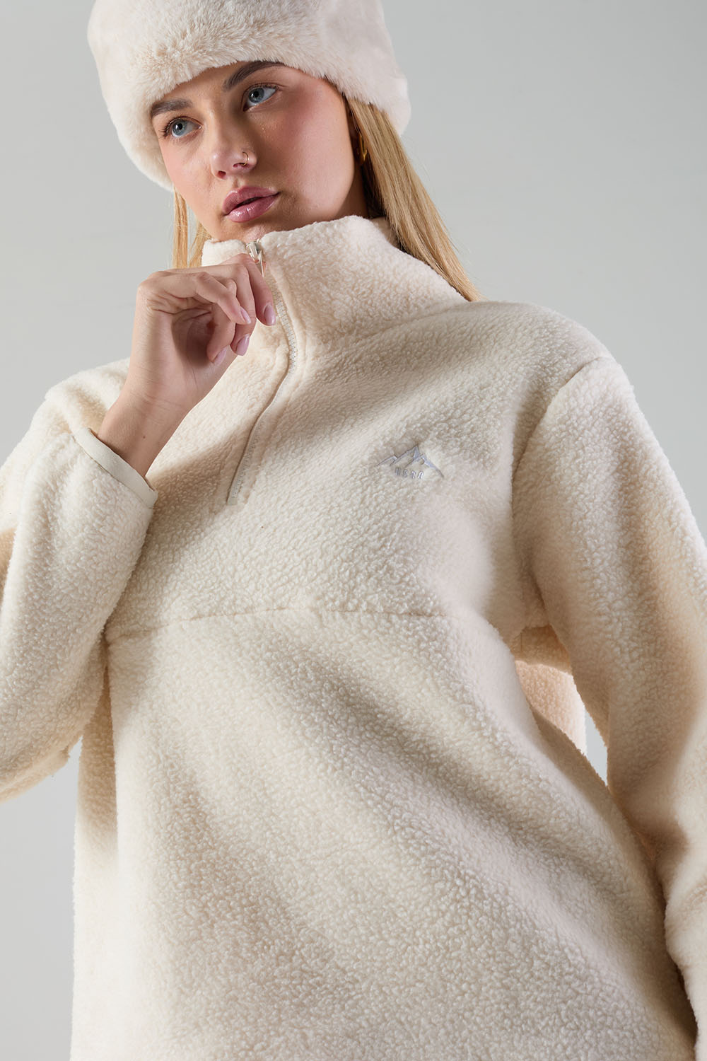 Molly Fleece In cream