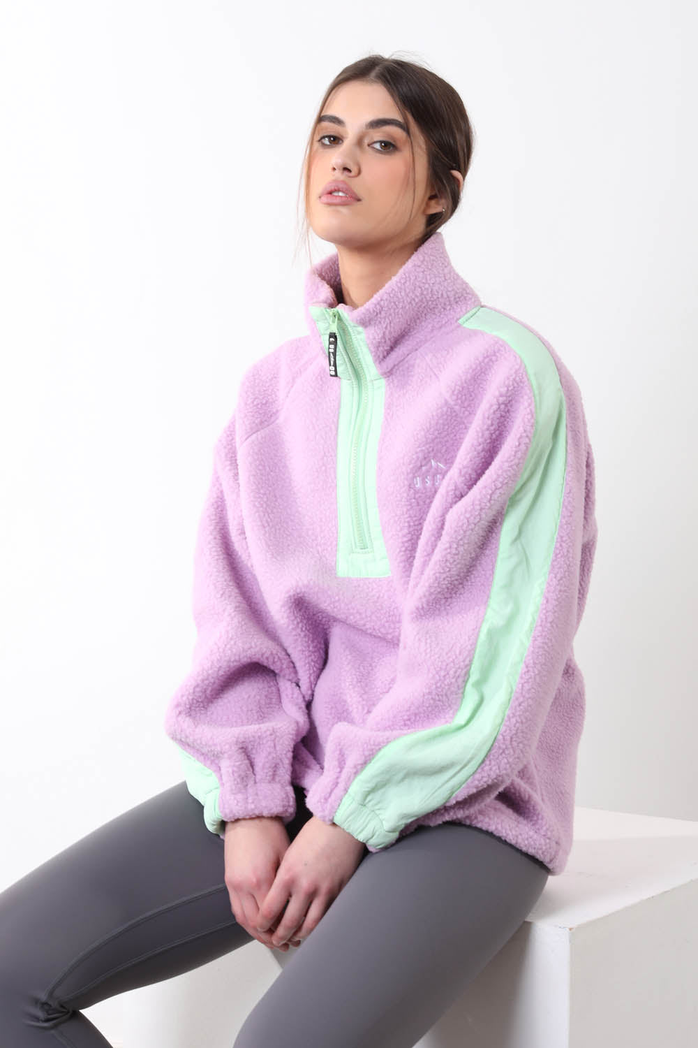 Horizon Fleece in Purple/Green Contrast