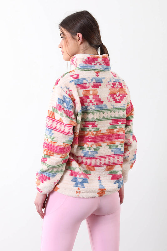 The Trek fleece in Rainbow Abstract