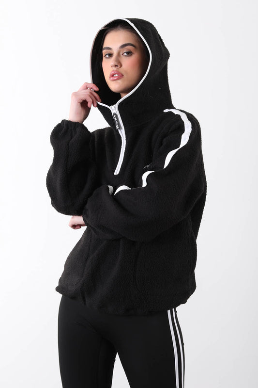 The Echo Fleece in Black