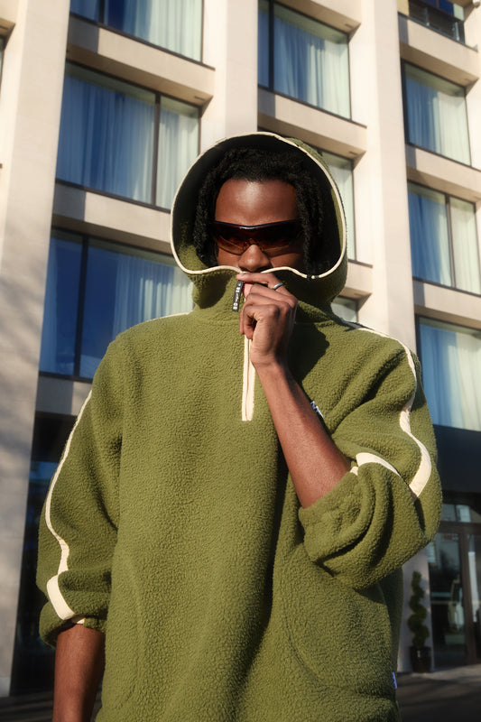 The Echo Fleece in Khaki