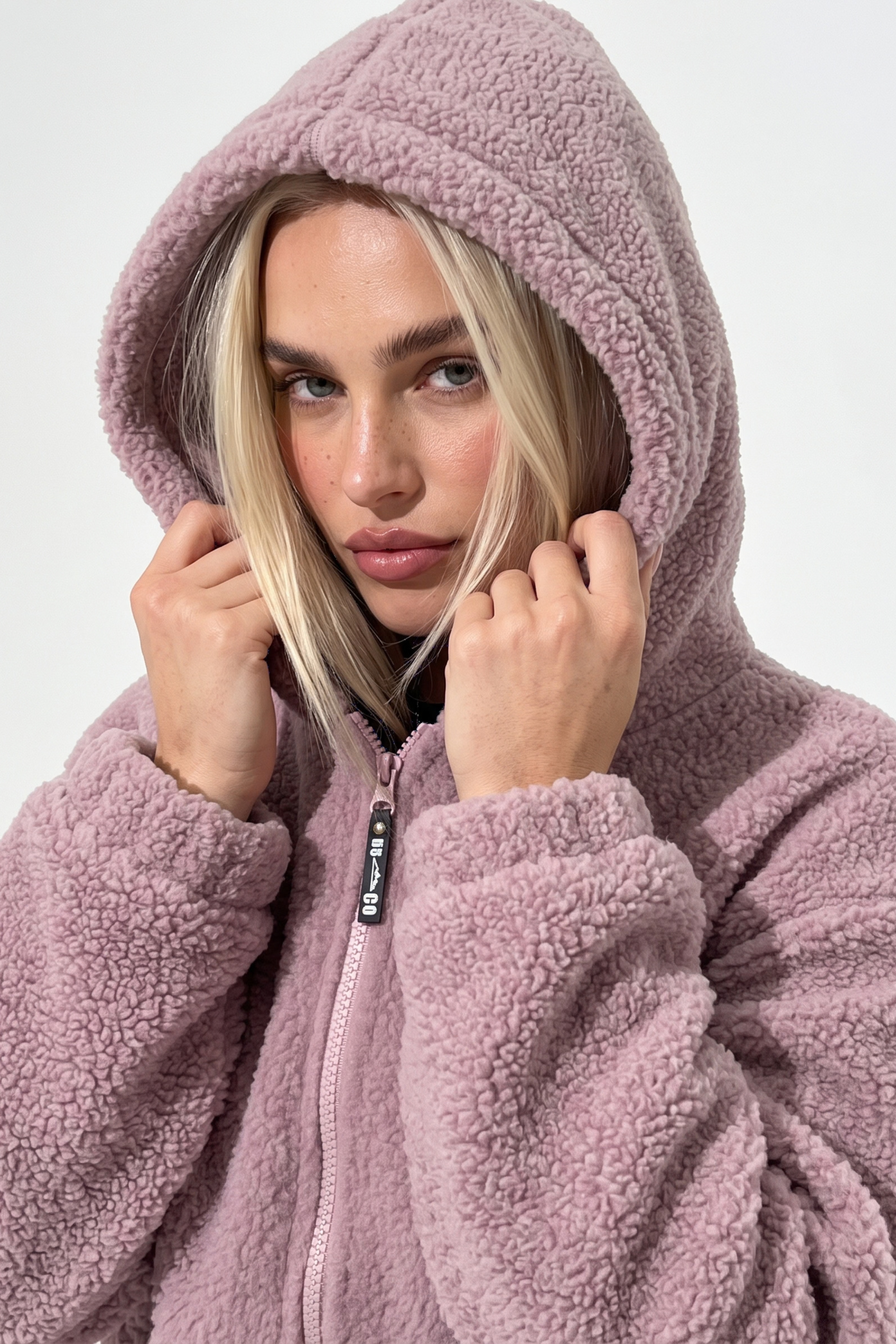 THE VAULT TEDDY TRACKSUIT IN MAUVE