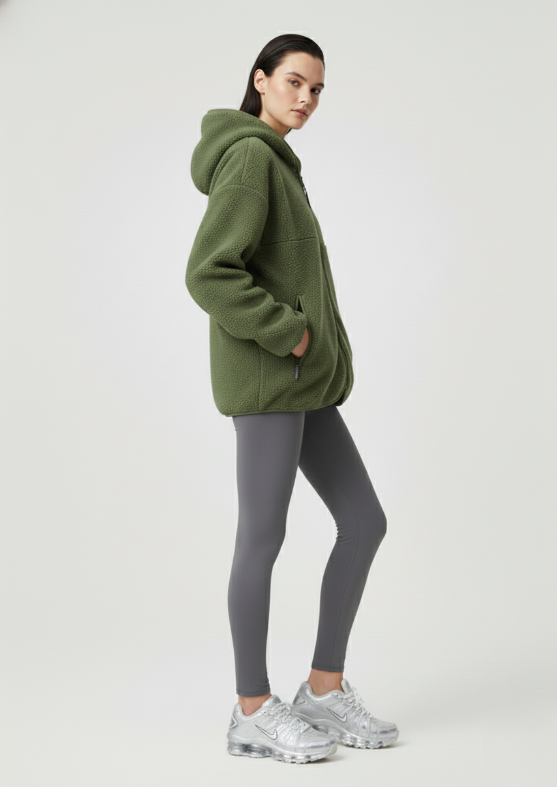 The Oslo Fleece in Khaki