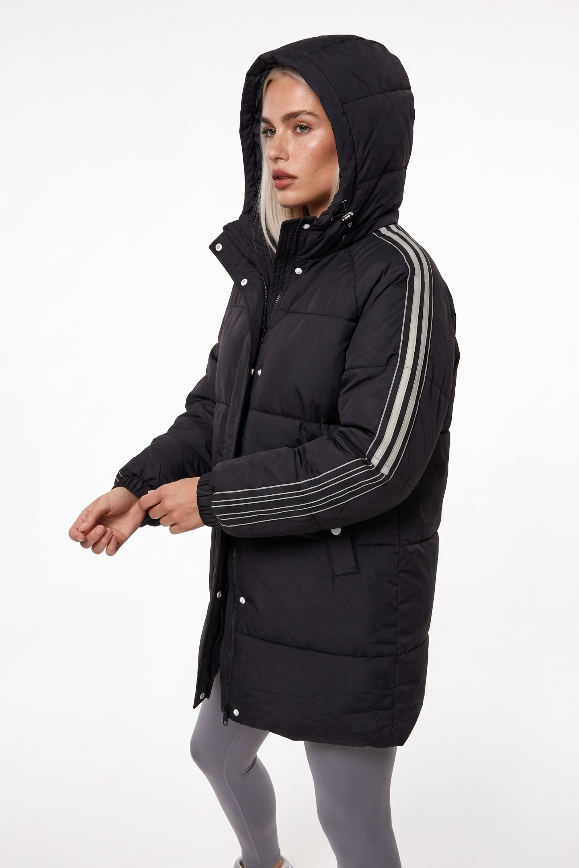 THE POLAR LONGLINE PUFFER JACKET IN BLACK
