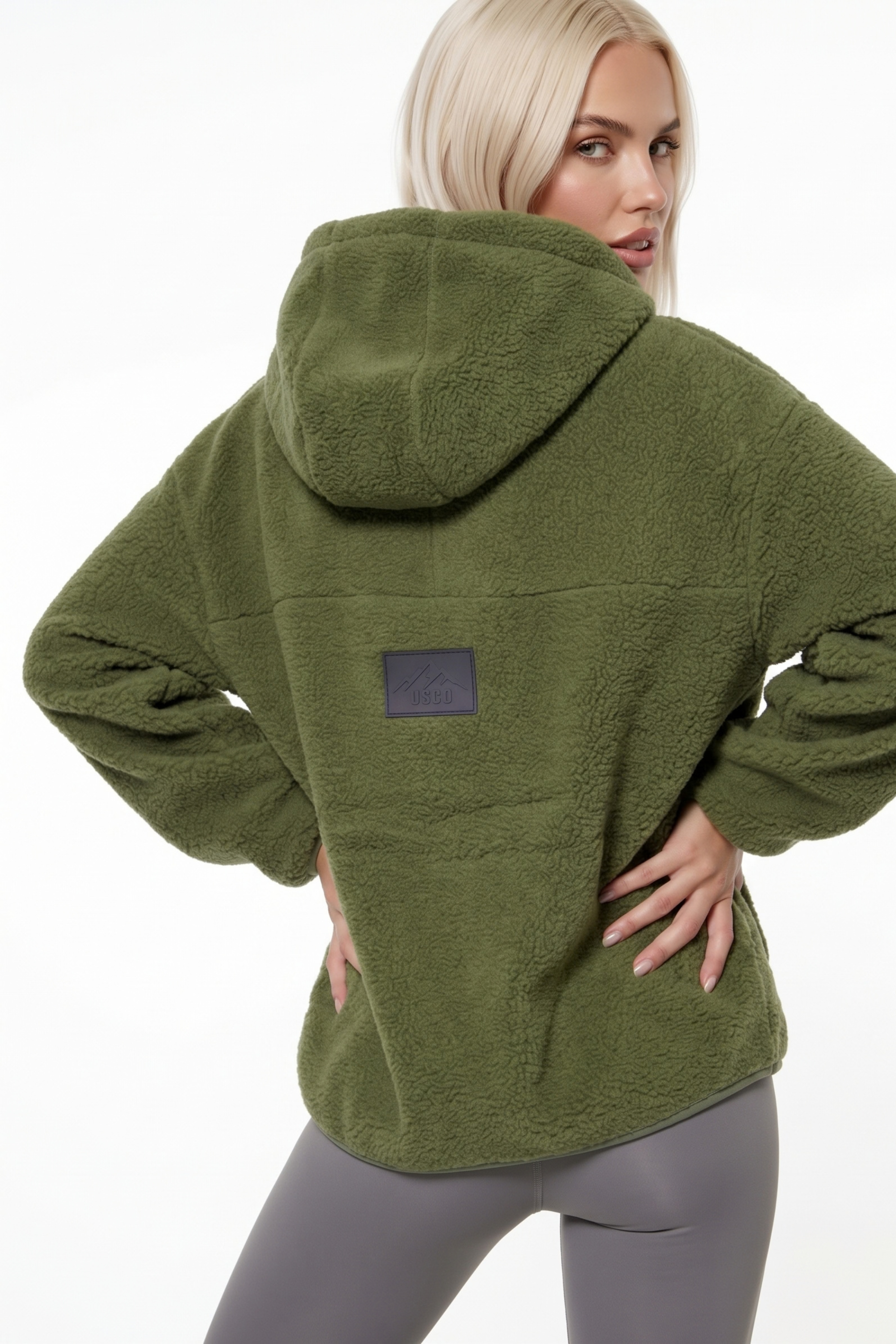 The Oslo Fleece in khaki