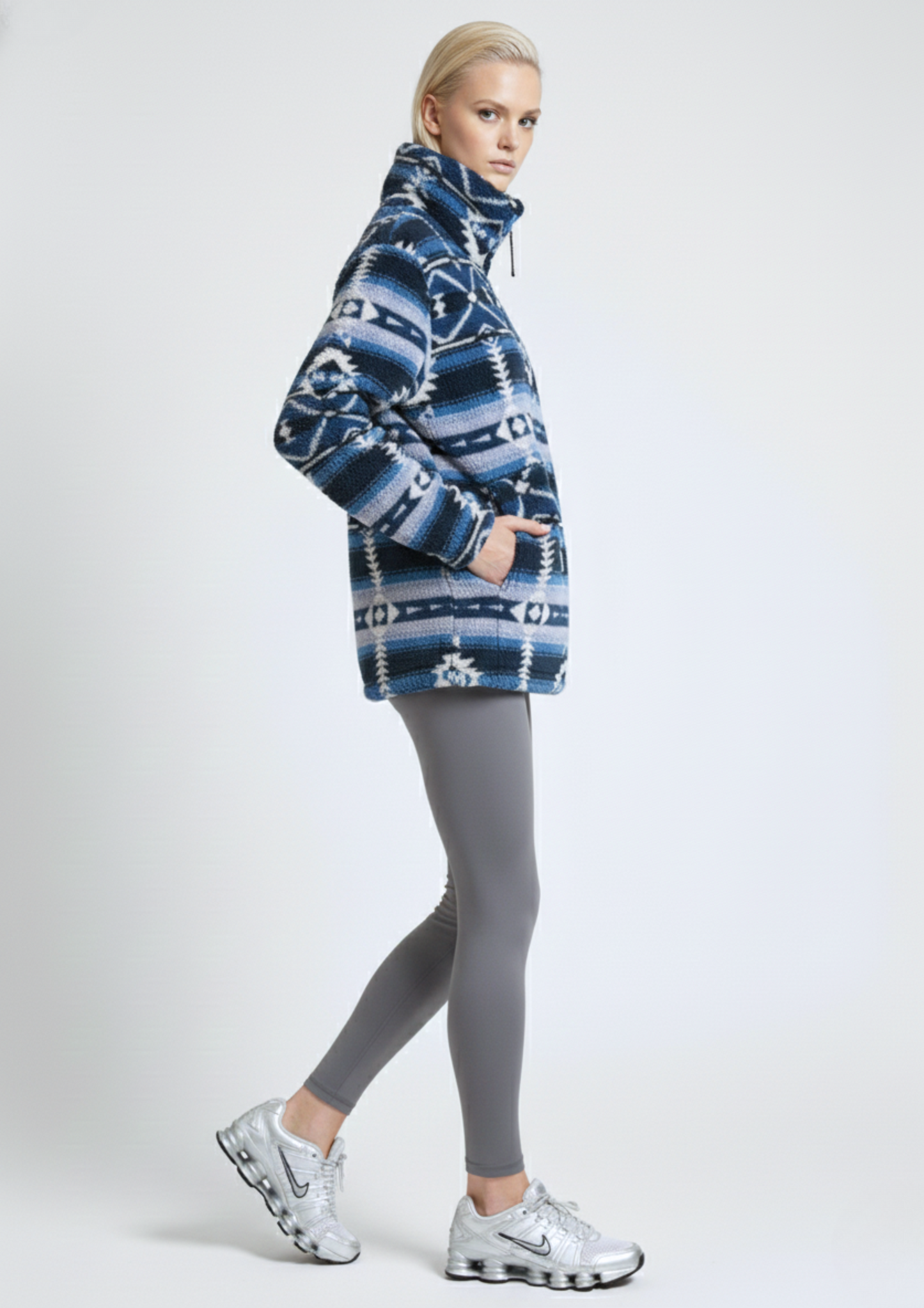 The Trek fleece in Navy Blue Aztec