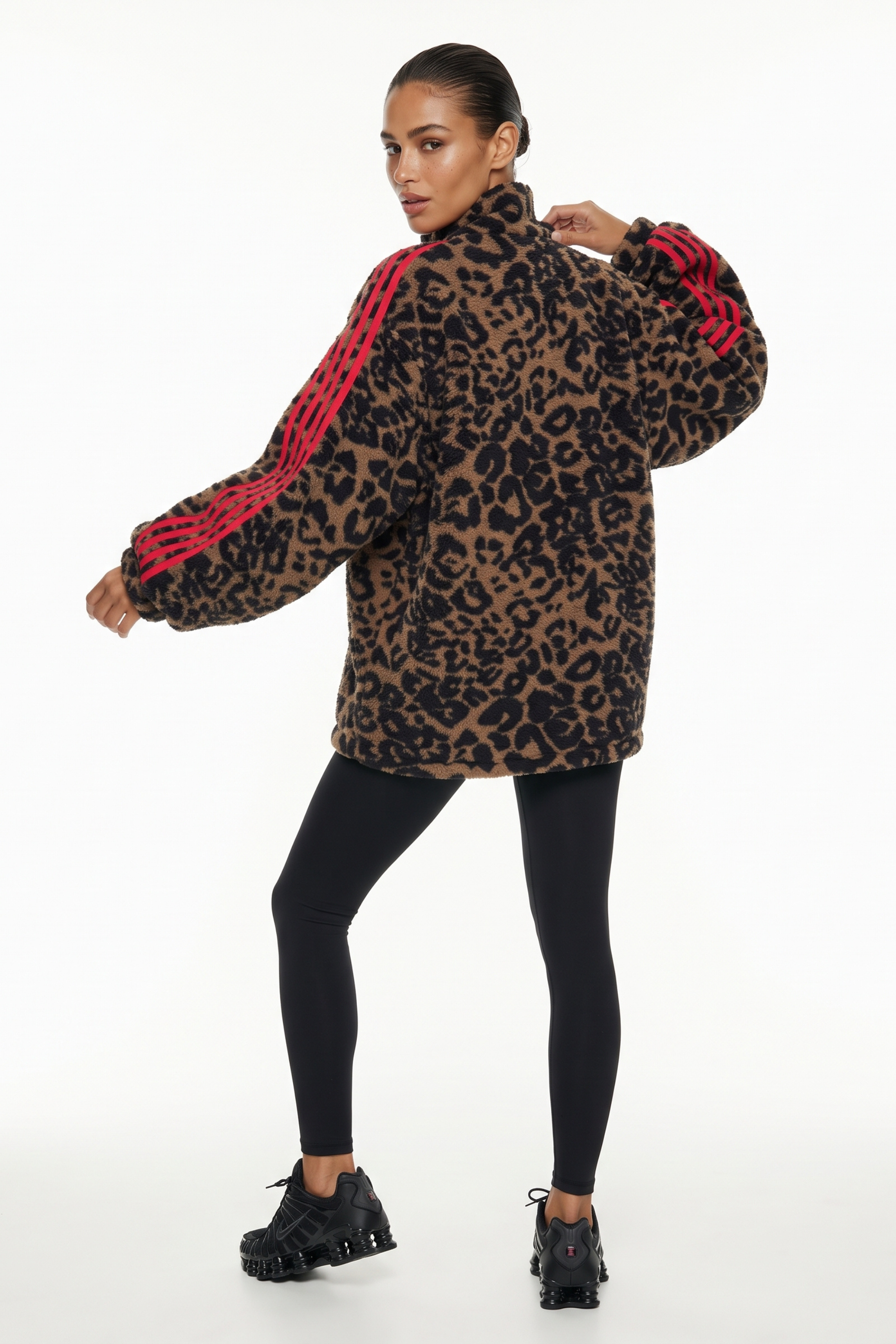 THE VECTOR FLEECE IN LEOPARD
