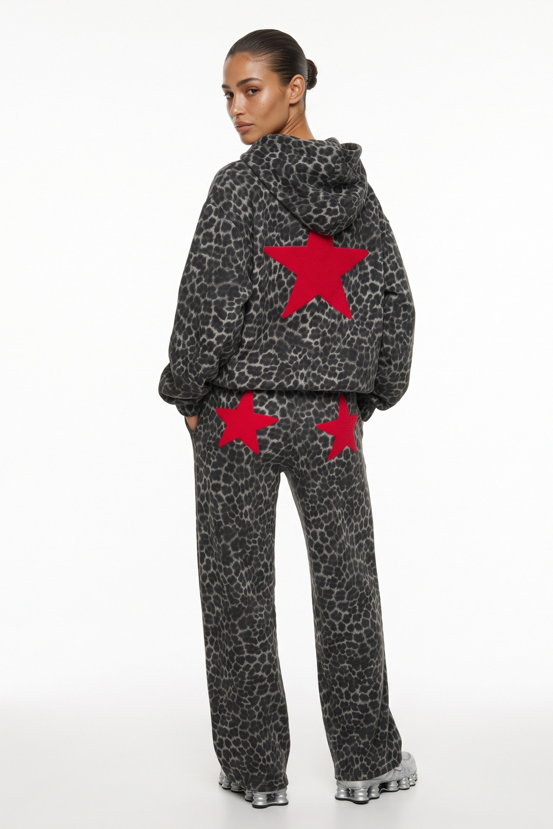 THE STARGAZER TRACKSUIT IN GREY LEOPARD PRINT