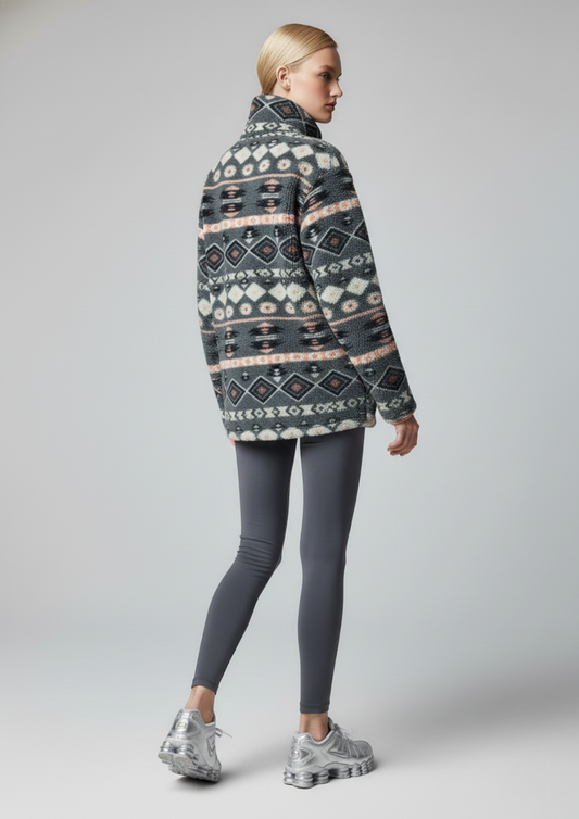 The Trek fleece in Grey/Pink Aztec