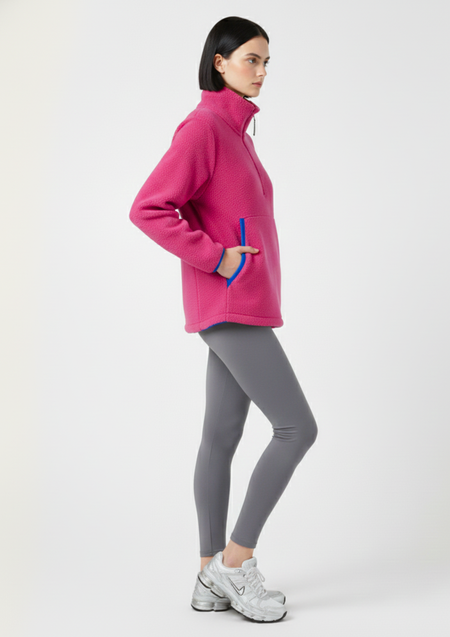 The Nexus Fleece in Pink Contrast