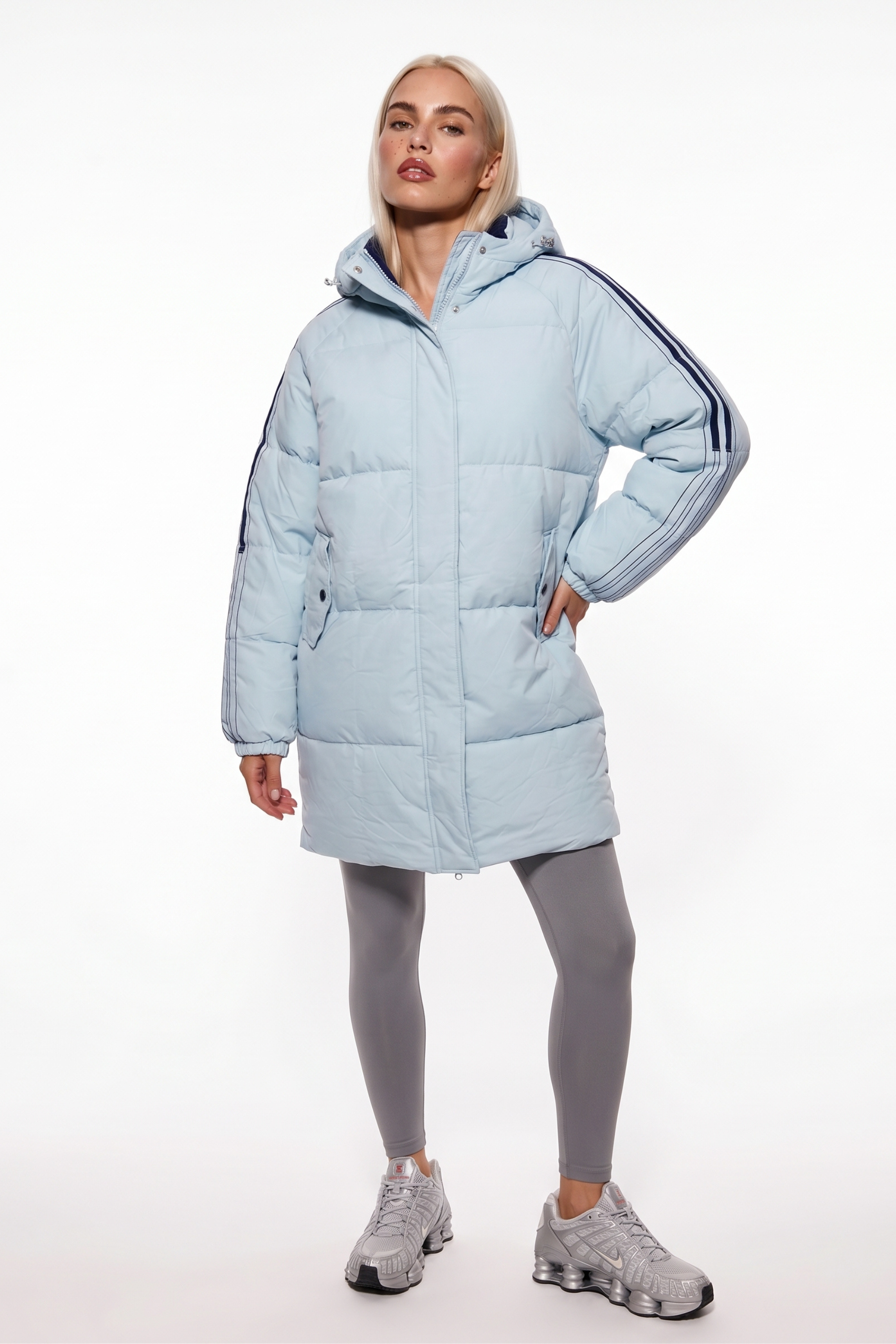 THE POLAR LONGLINE PUFFER JACKET IN BLUE