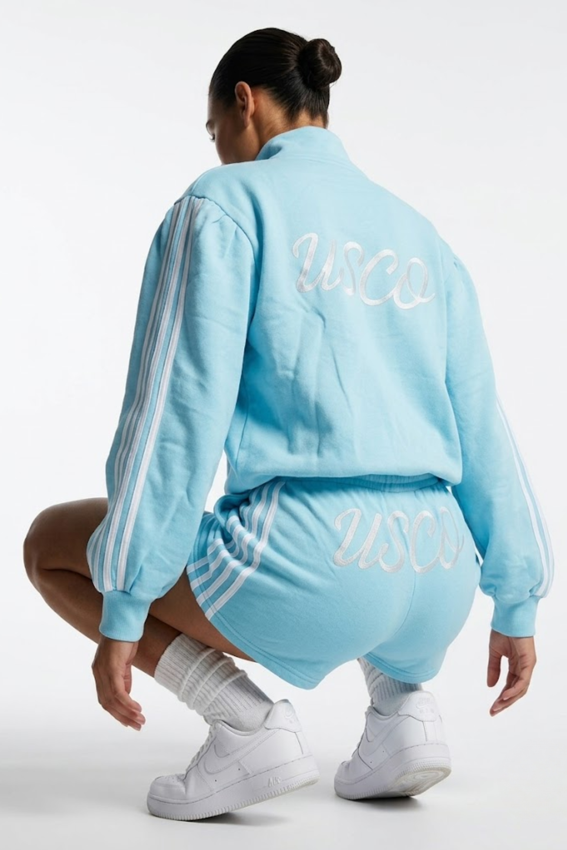 THE BLOSSOM SHORT SET IN SKY