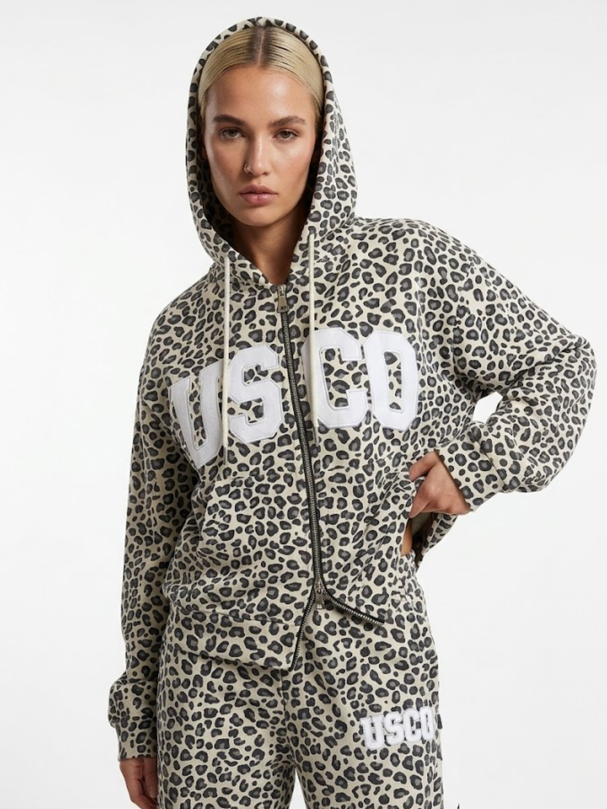 THE UNTAMED TRACKSUIT IN LEOPARD PRINT