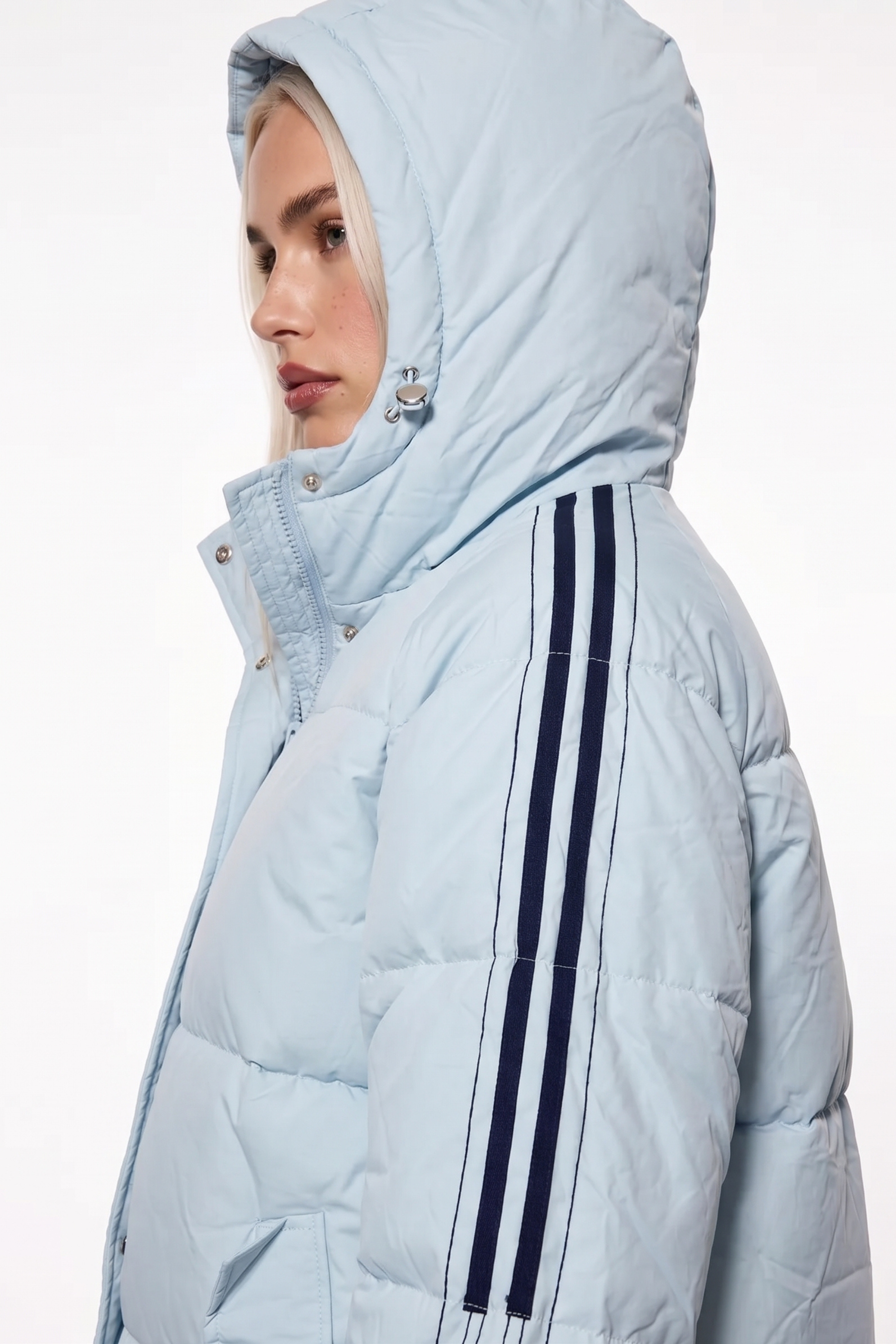 THE POLAR LONGLINE PUFFER JACKET IN BLUE