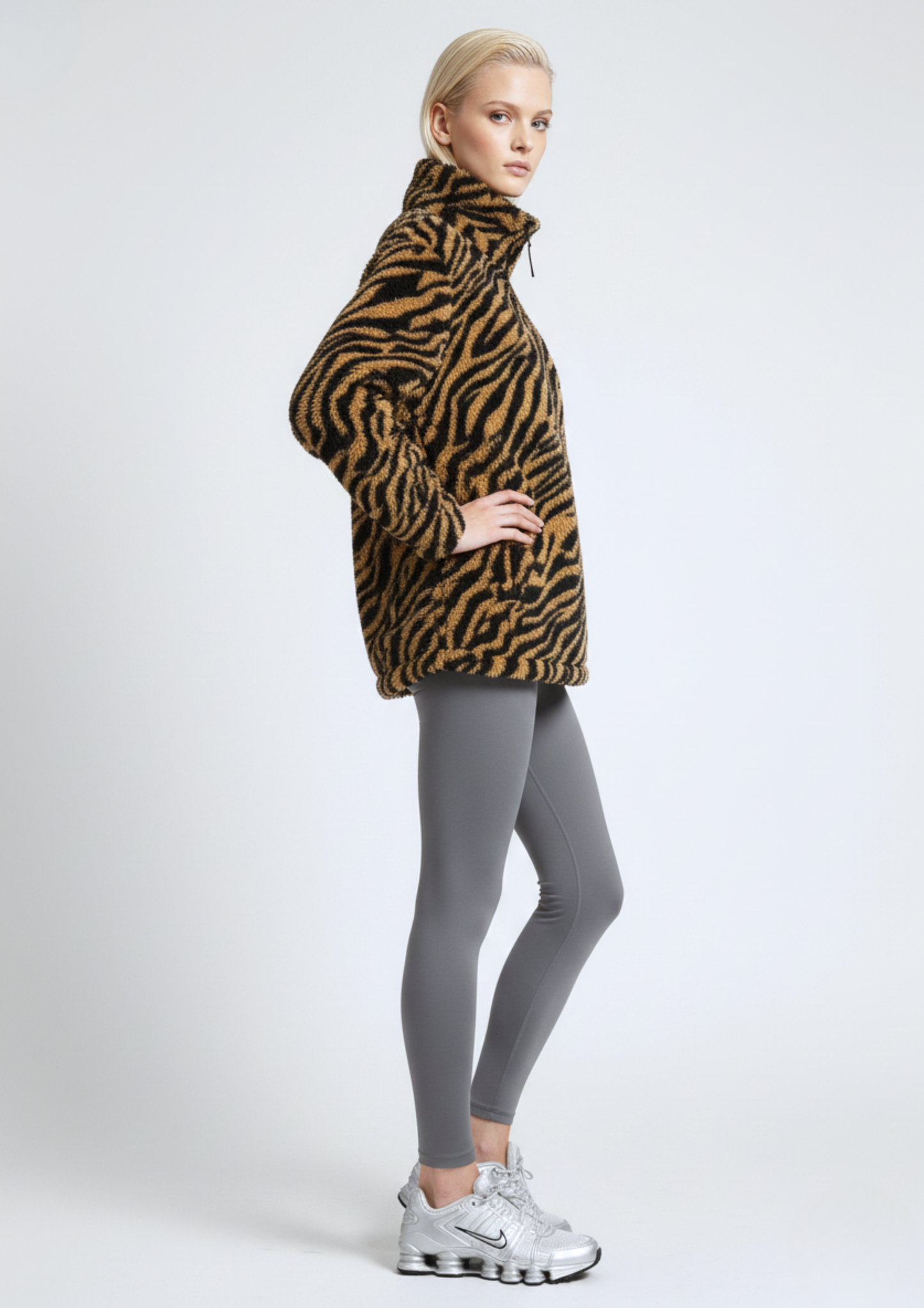 The Trek fleece in Tiger