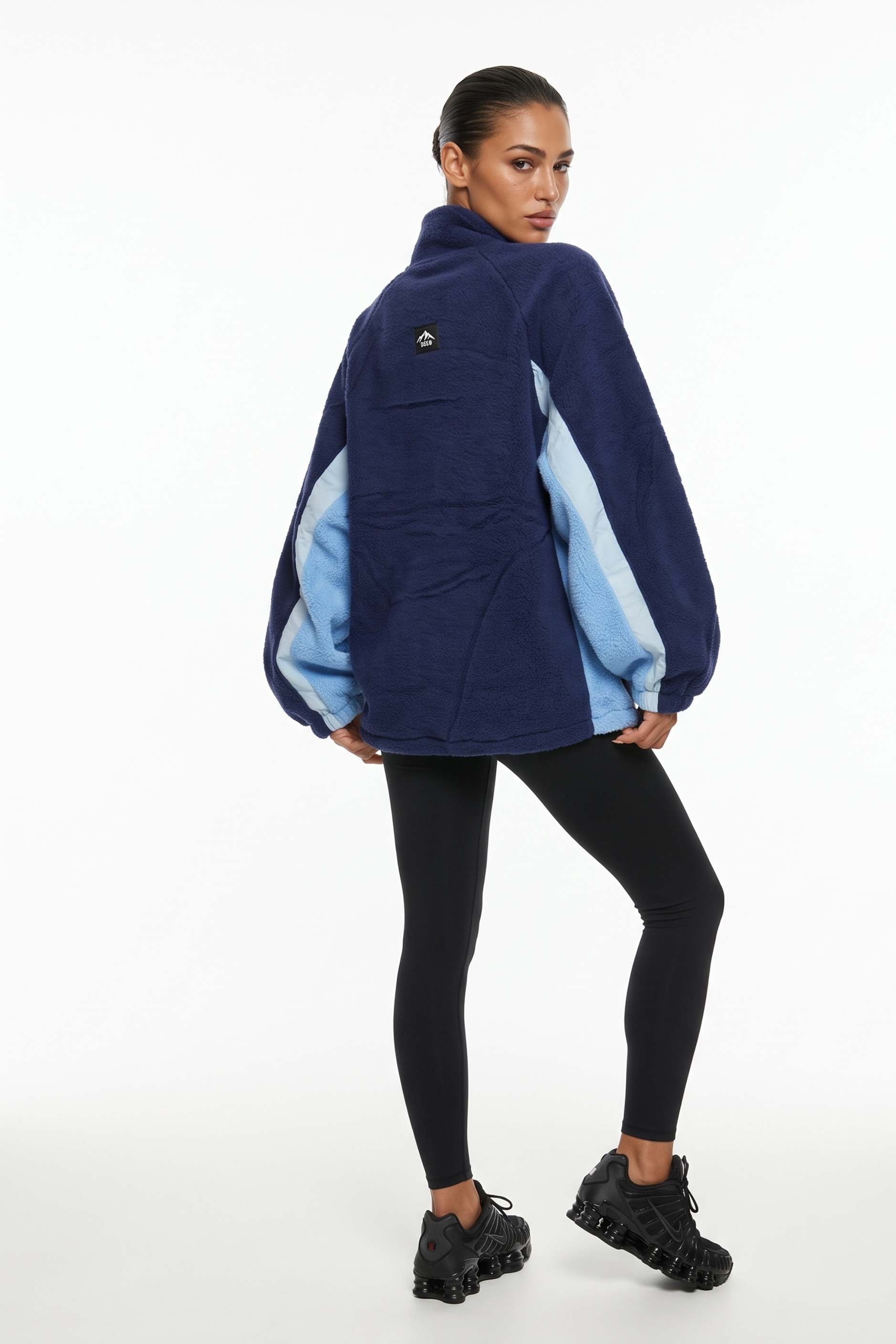 THE LUMI FULL-ZIP FLEECE IN NAVY
