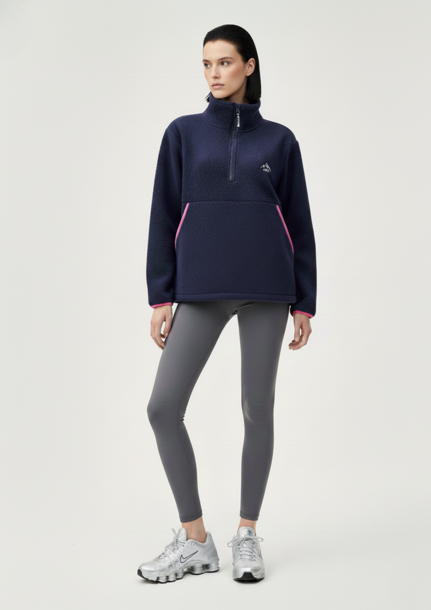 The Nexus Fleece in Navy Contrast