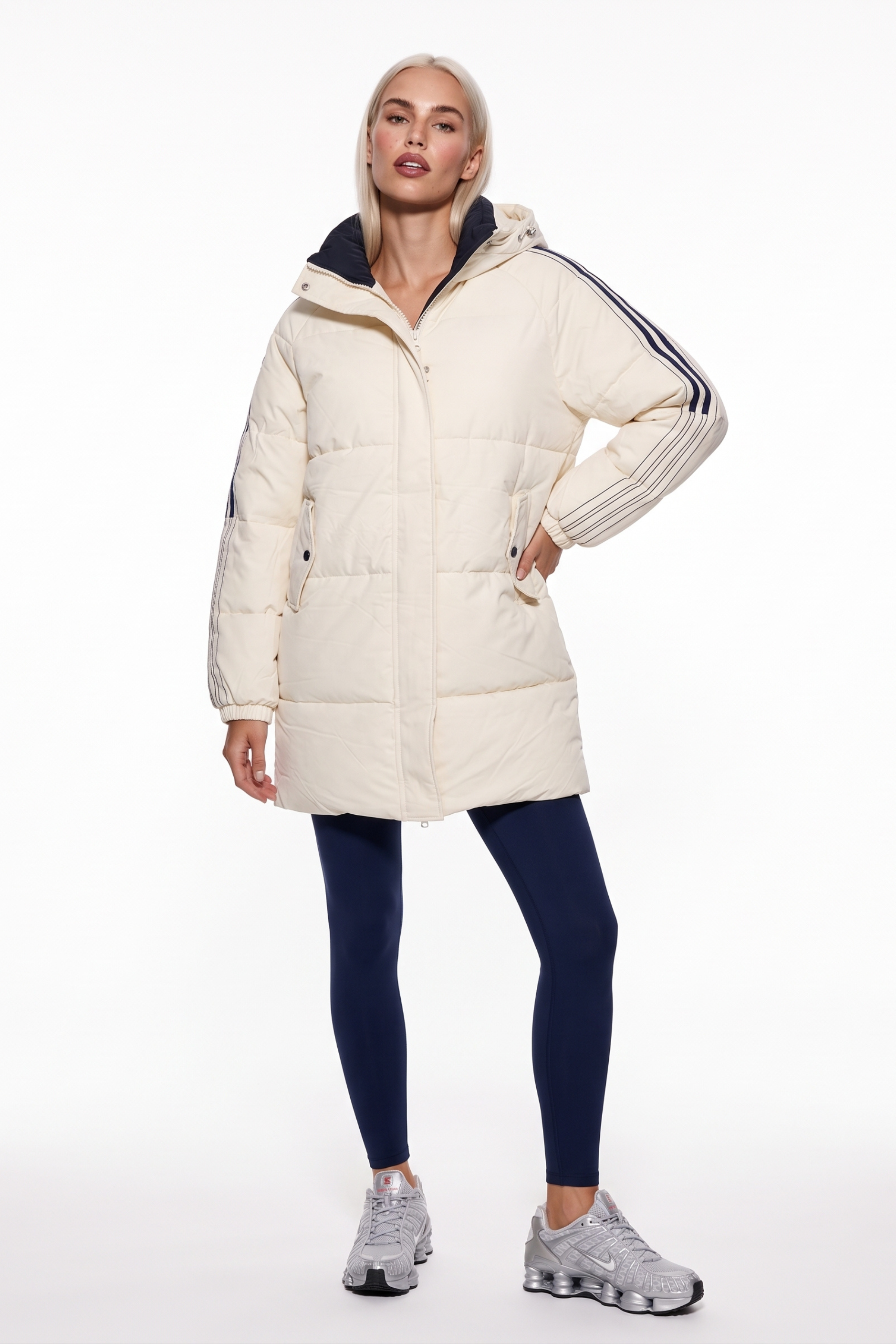 THE POLAR LONGLINE PUFFER JACKET IN STONE