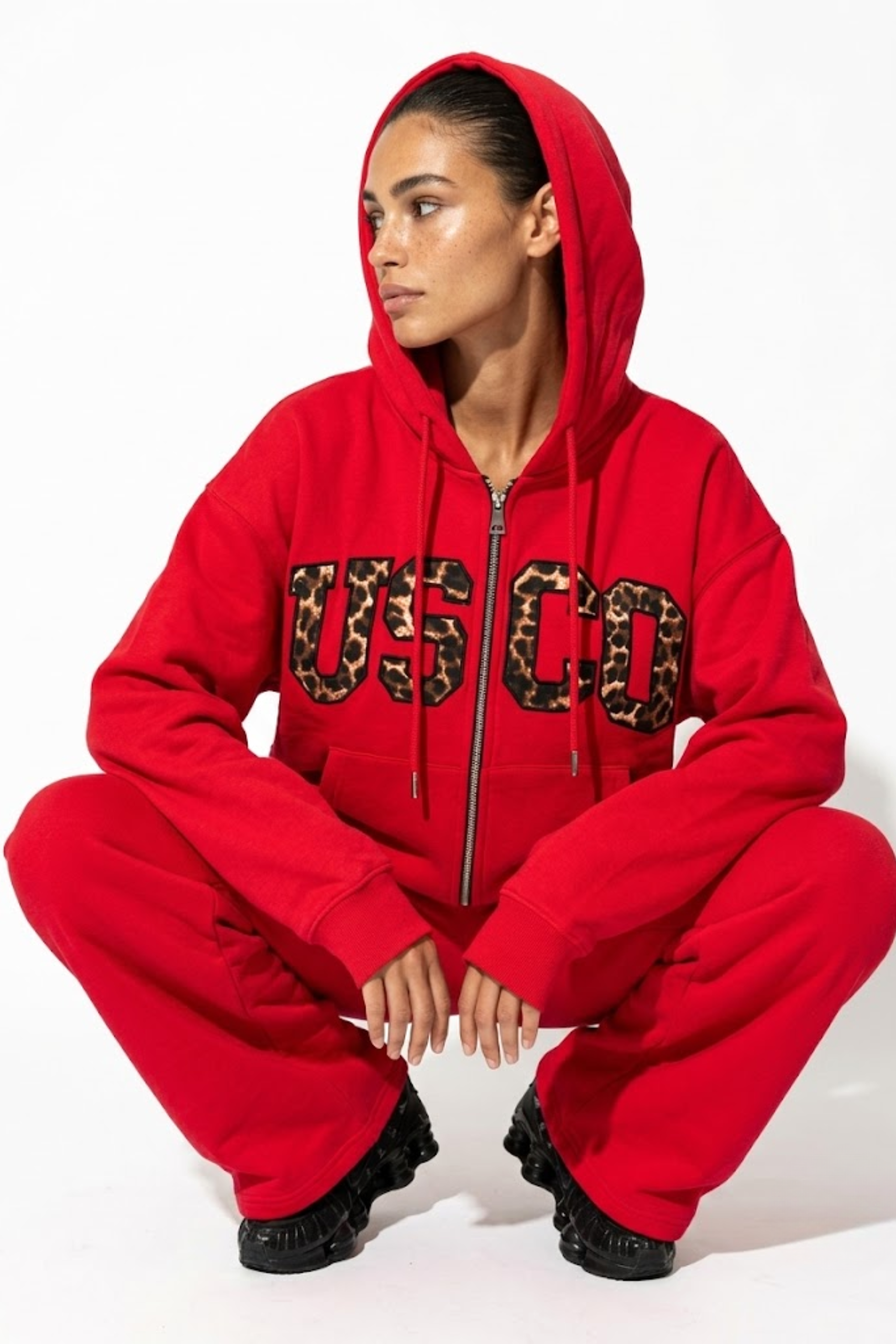THE UNTAMED TRACKSUIT IN RED