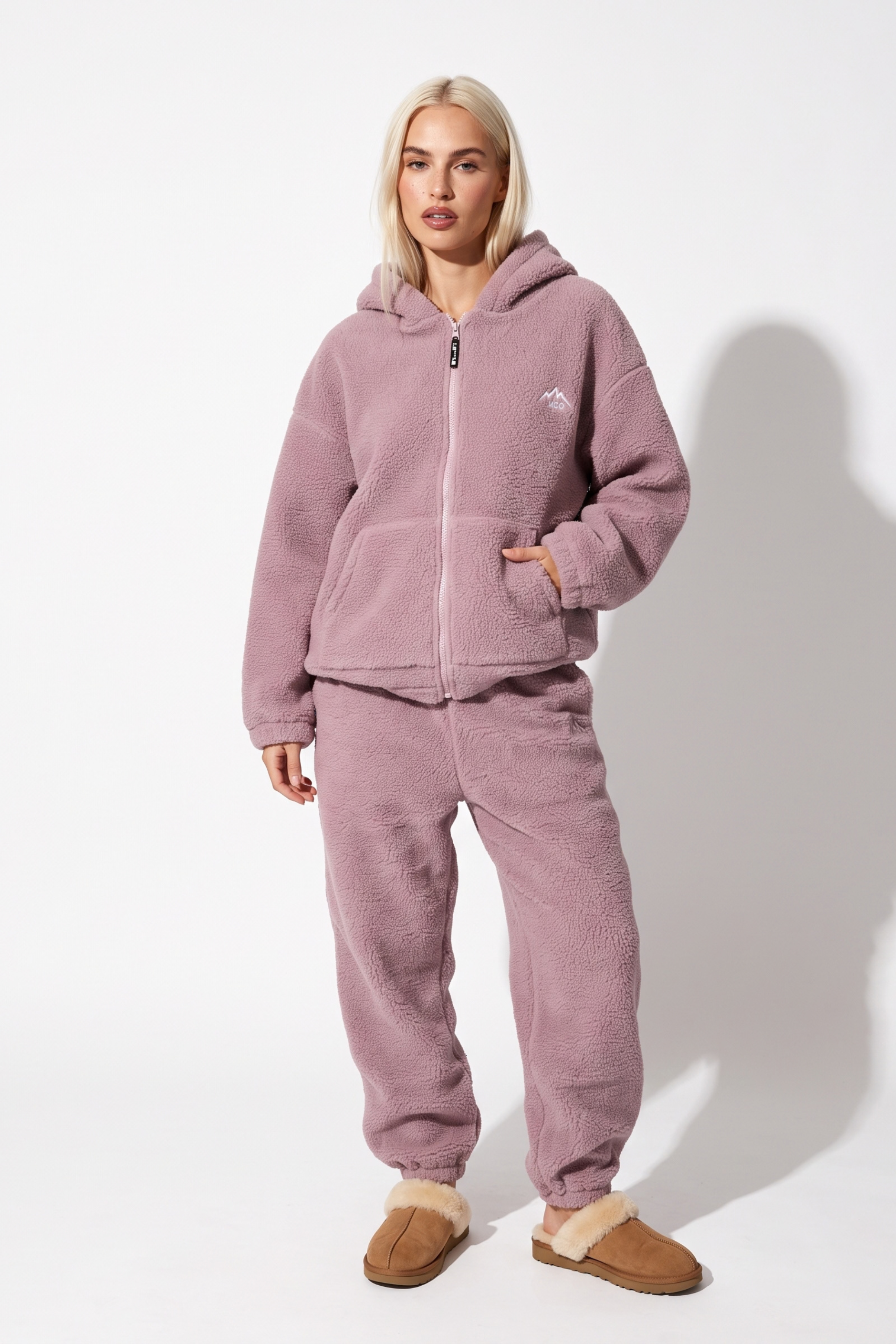 THE VAULT TEDDY TRACKSUIT IN MAUVE