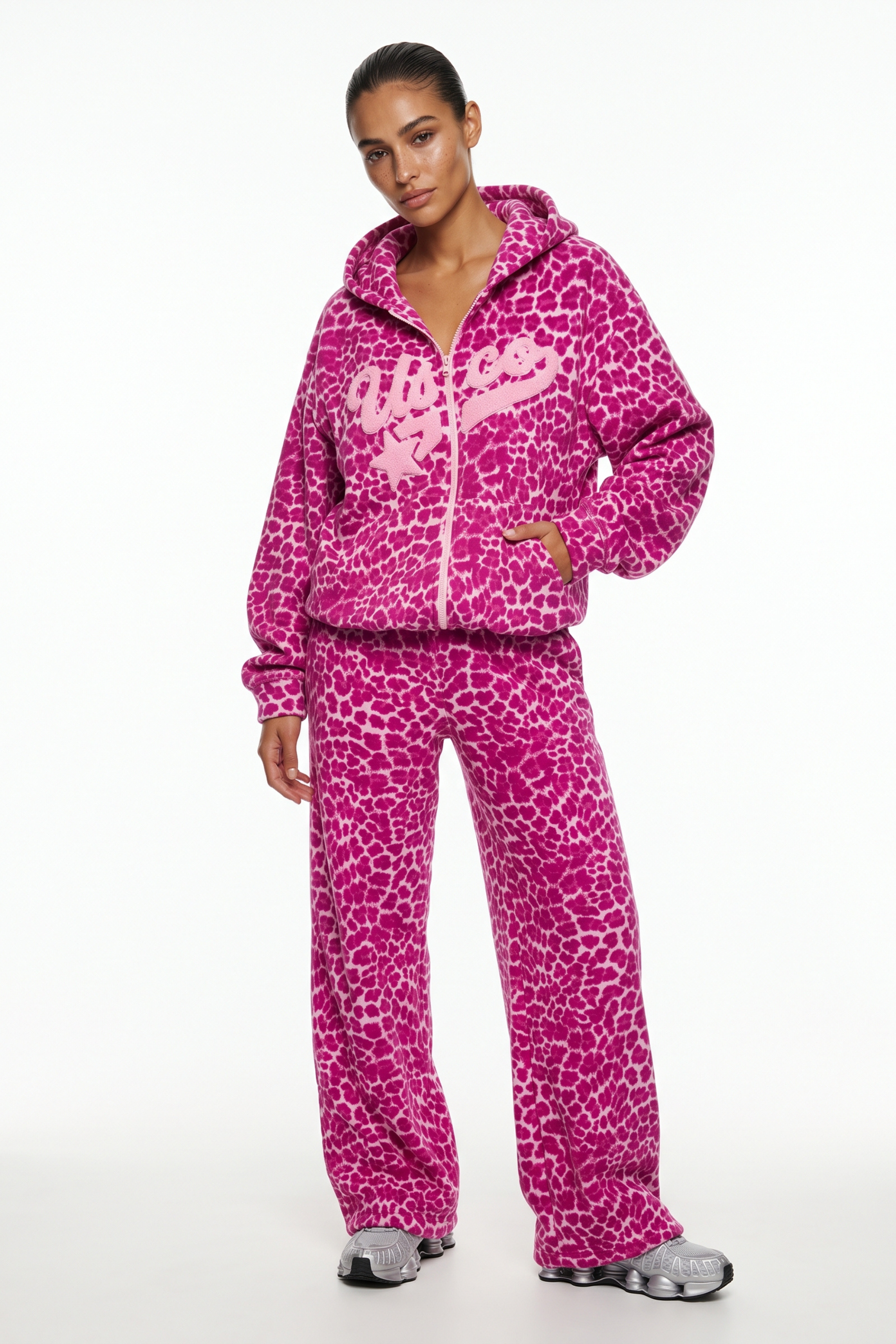 THE STARGAZER TRACKSUIT IN PINK LEOPARD PRINT
