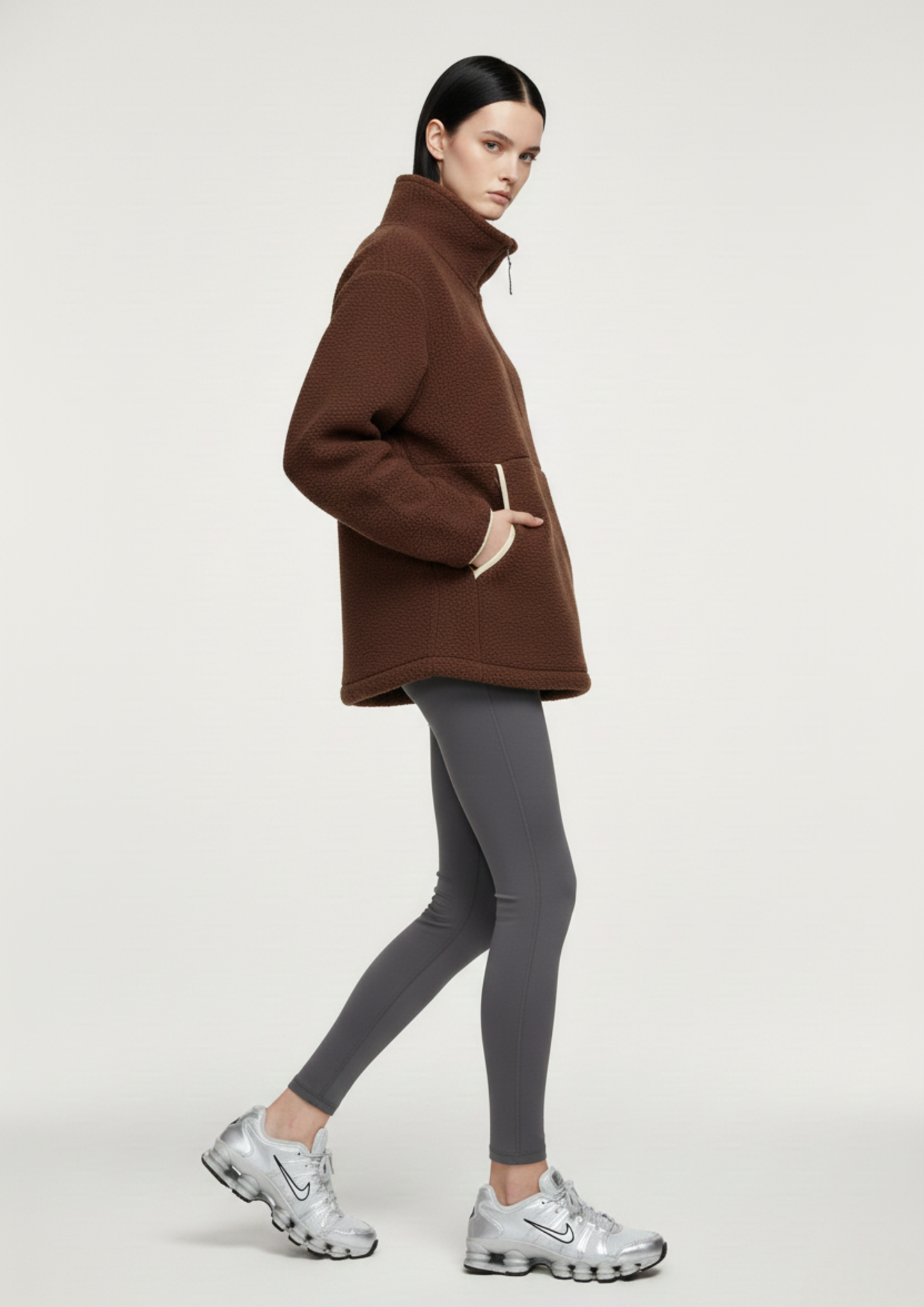 The Nexus Fleece in Brown Contrast
