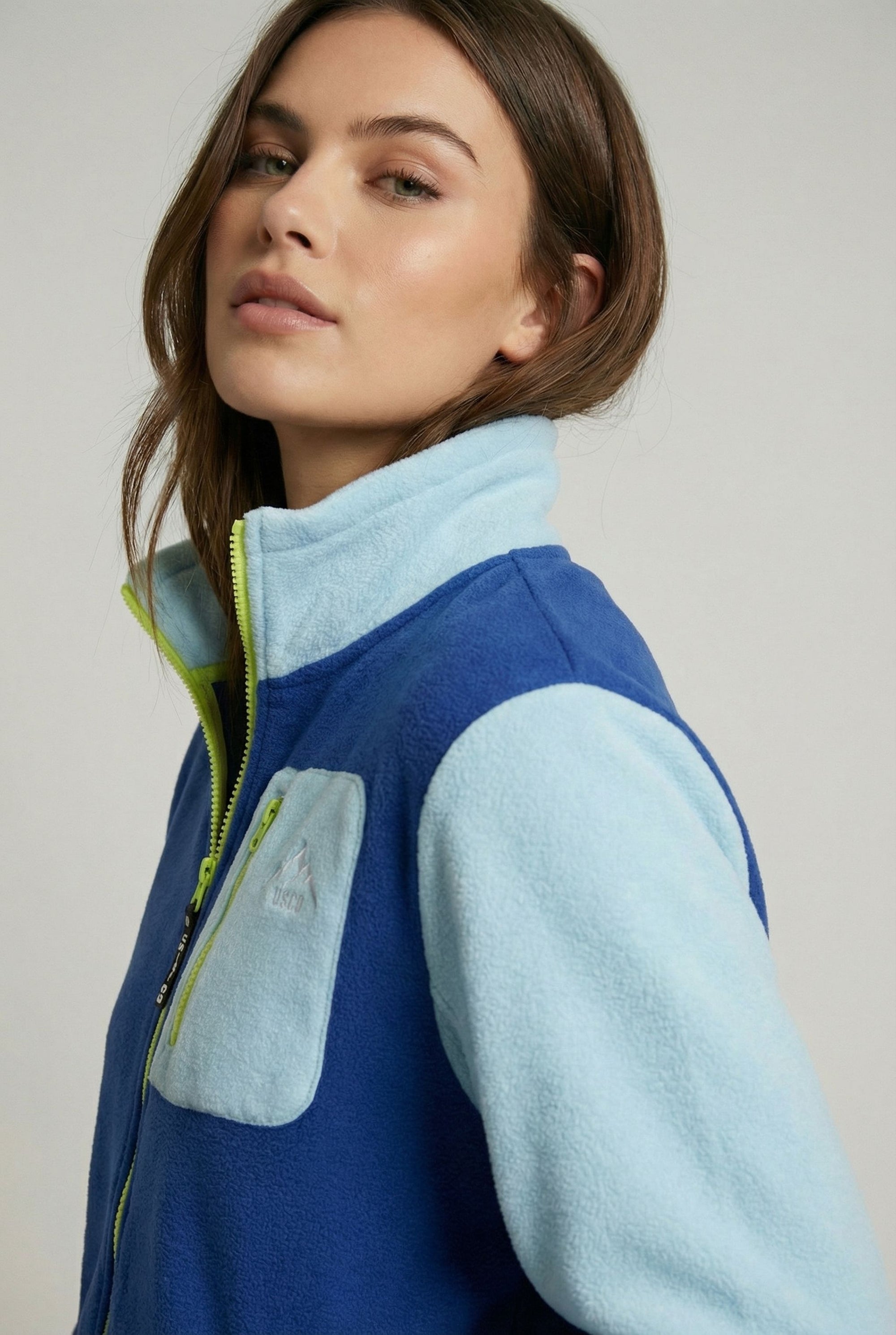 THE VOLT FULL ZIP FLEECE IN BLUE