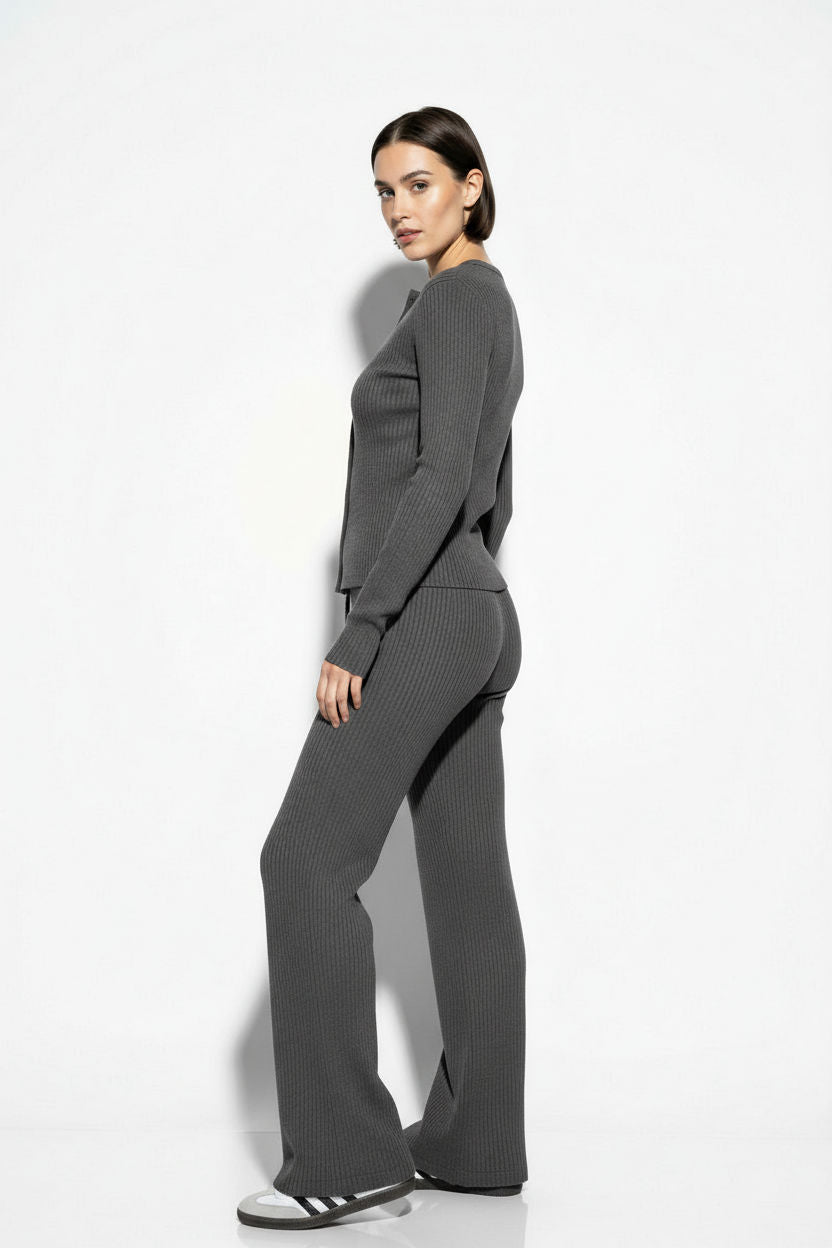 The Linear Rib Lounge Set in Slate Grey