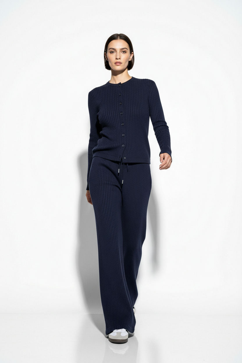 The Linear Rib Lounge Set in Navy