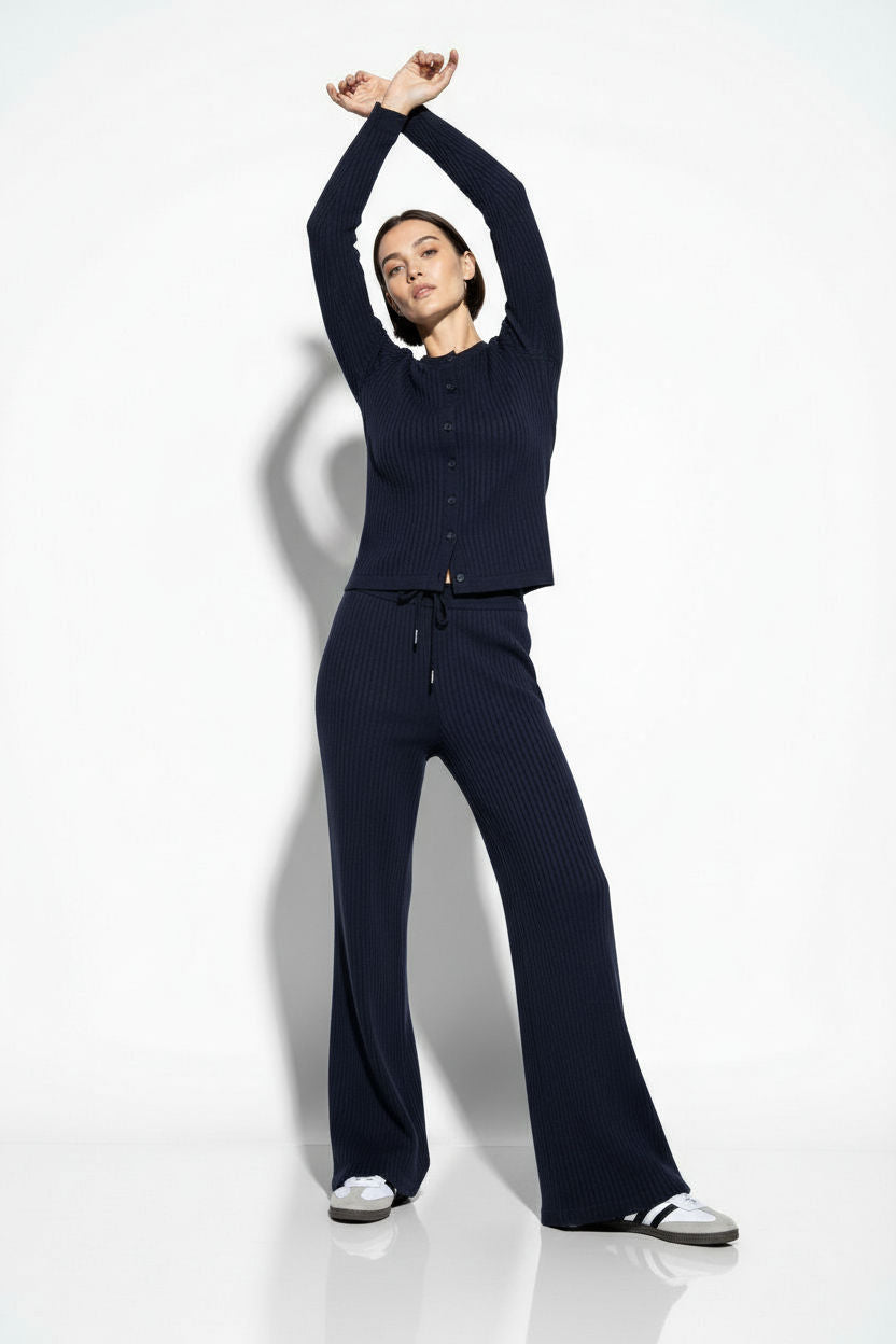 The Linear Rib Lounge Set in Navy