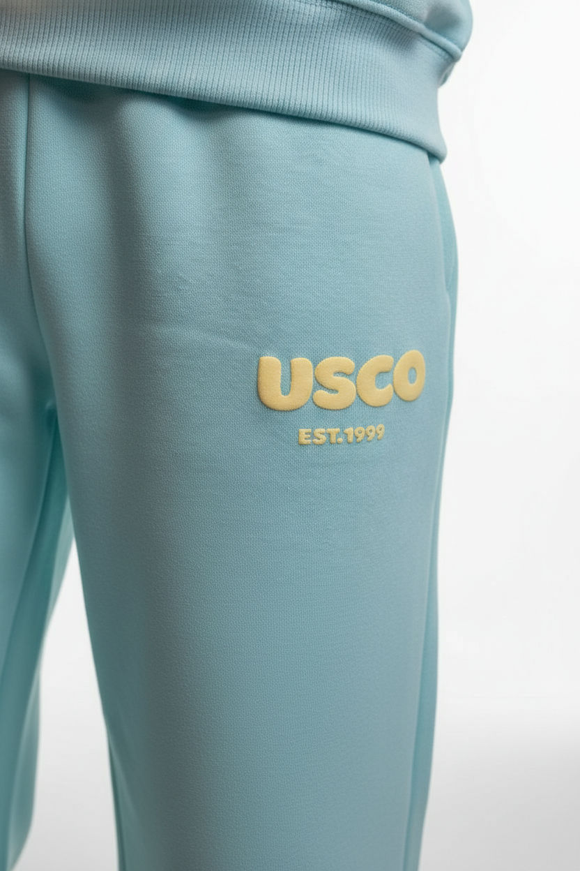 The Cloud-99 Tracky in blue