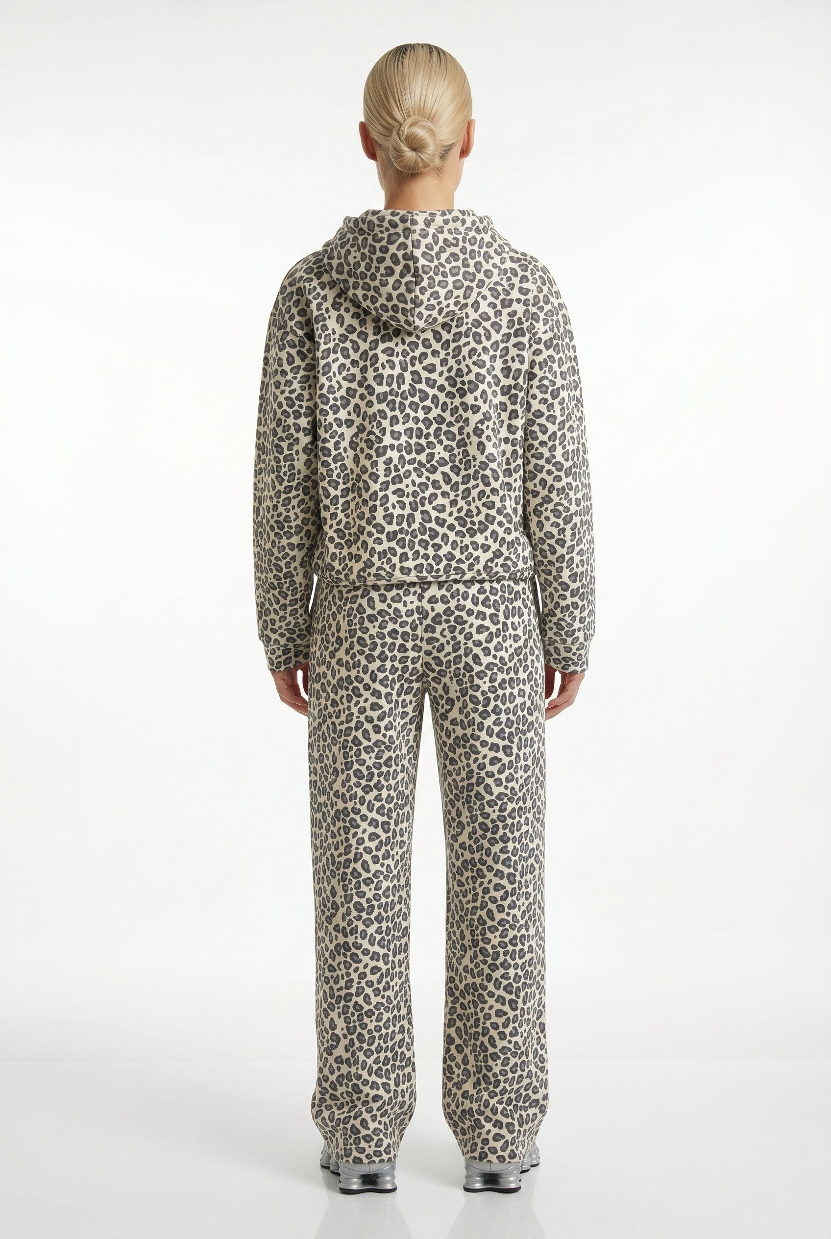 THE UNTAMED TRACKSUIT IN LEOPARD PRINT