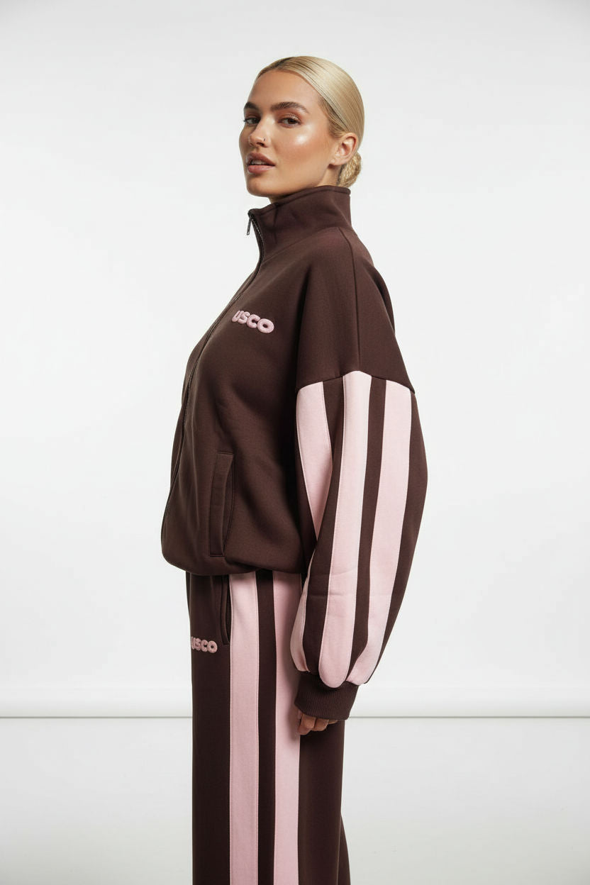 THE SILO TRACKSUIT IN BROWN