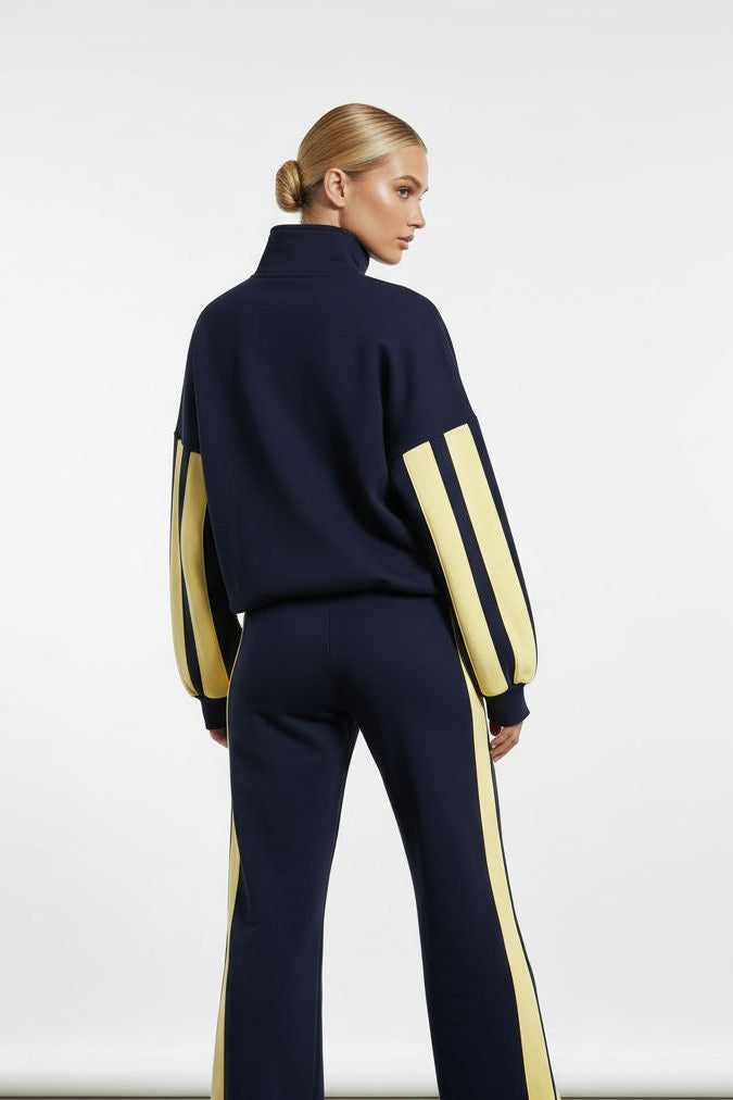 THE SILO TRACKSUIT IN NAVY