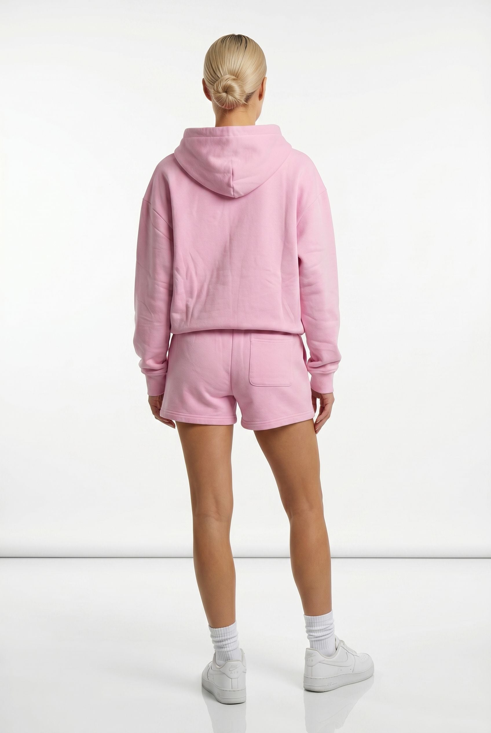 THE AURA SHORT SET IN PINK