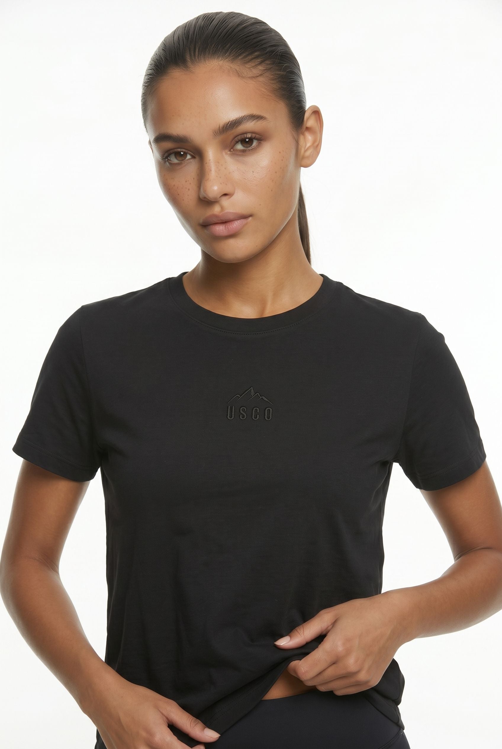 Core Tee in black