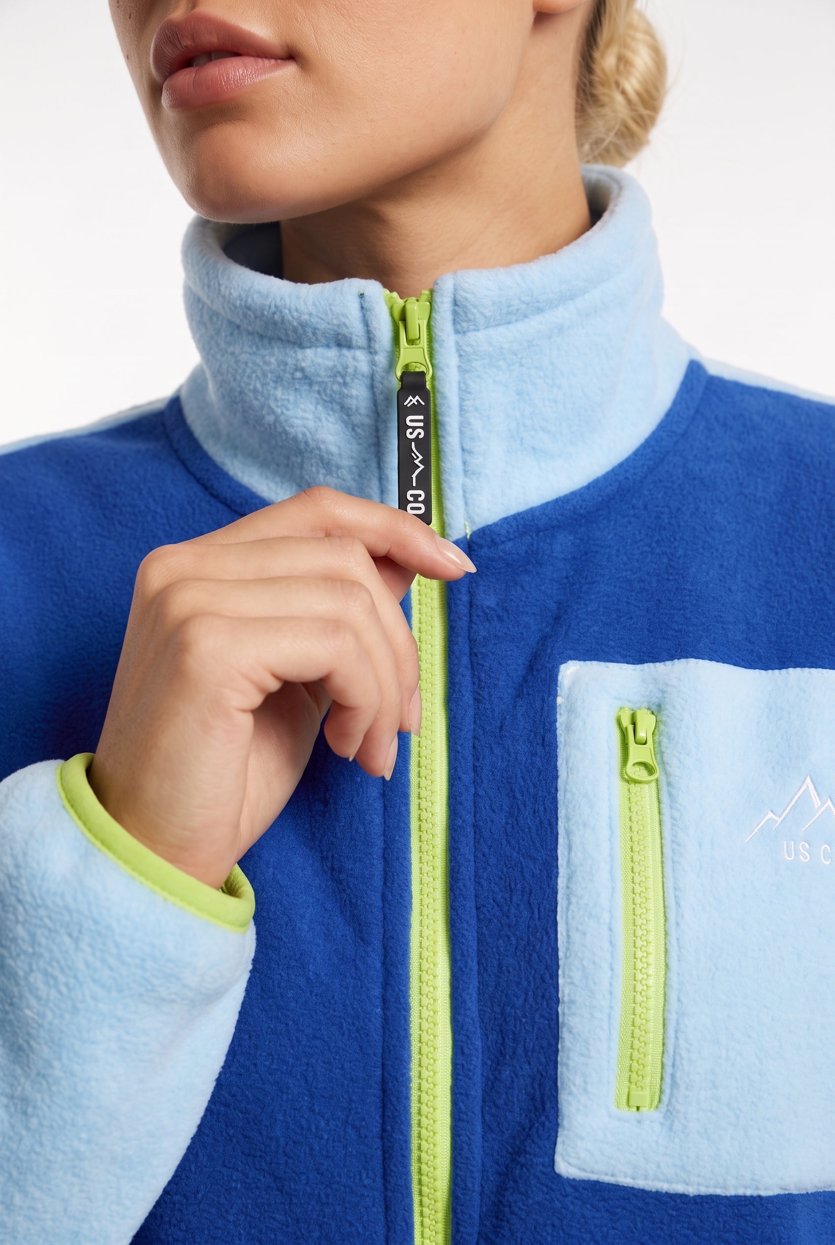 THE VOLT FULL ZIP FLEECE IN BLUE